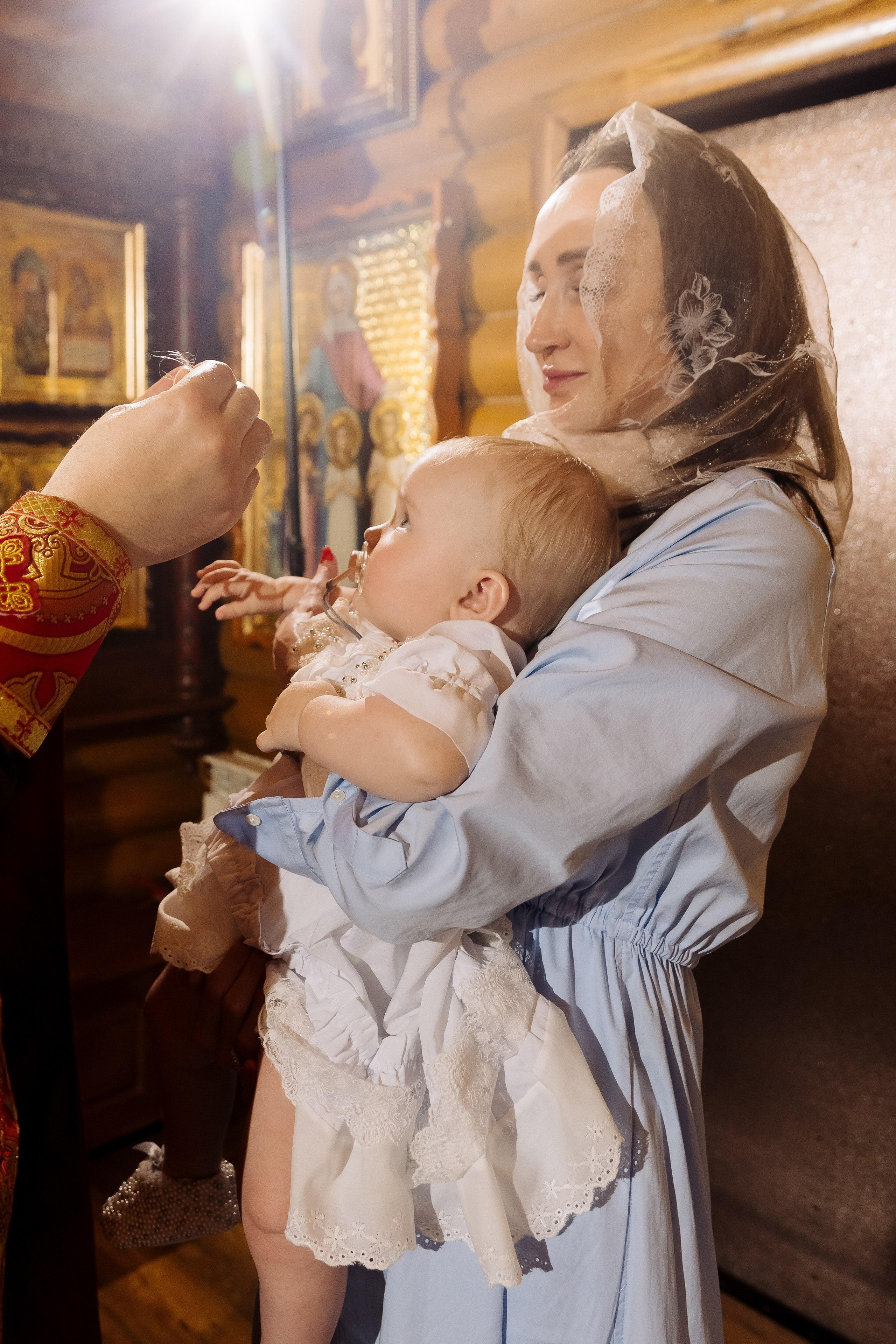 Церковь иконы Божией Матери. Семейный фотограф на крещение и венчание