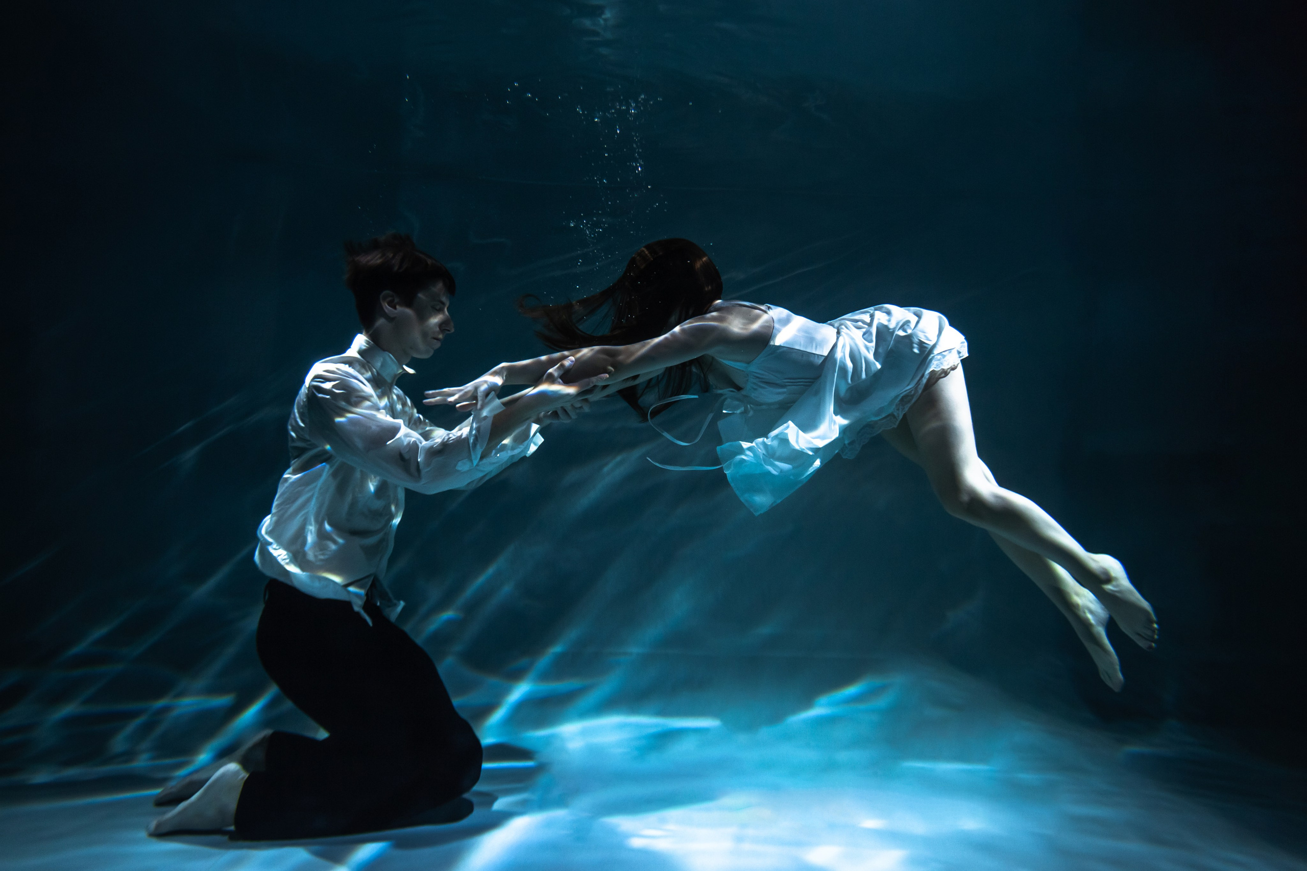 Фотосессия под водой. Свадебный фотограф Кирилл Белый