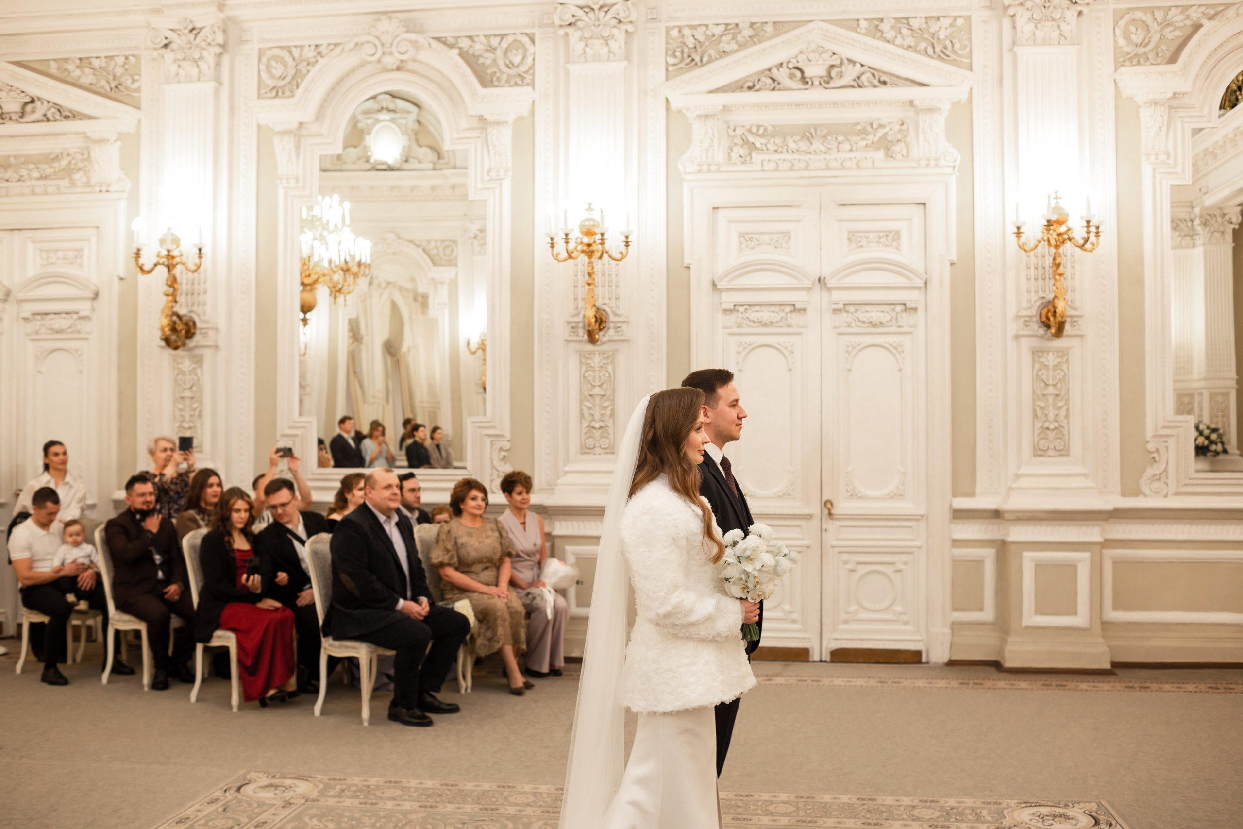 Свадьба в Петербурге в сентябре. Свадебный фотограф Кирилл Белый