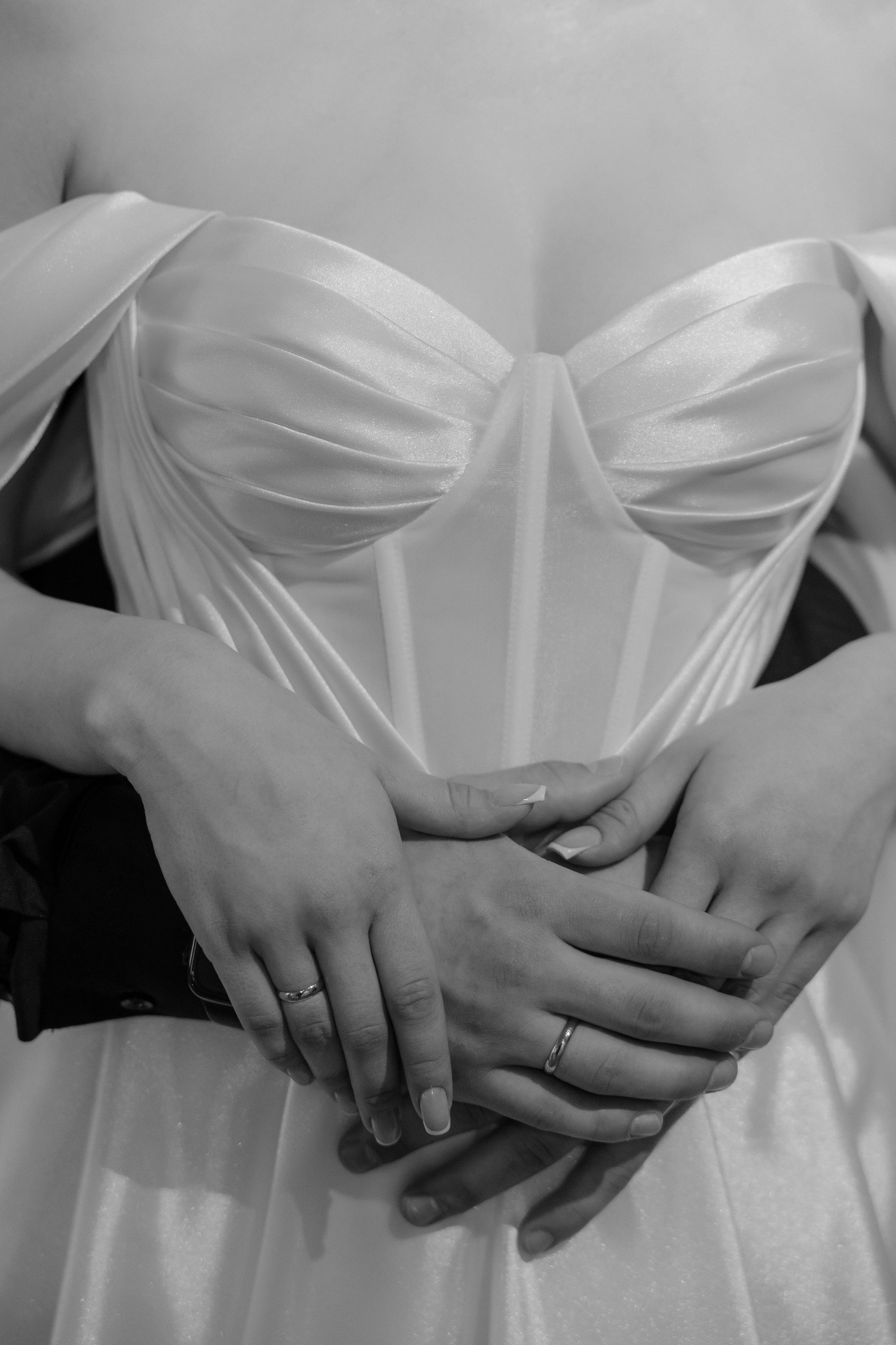 Дарина и Данил в музее изобразительных искусств. Свадебный фотограф в Калининграде Ольга Пасечник