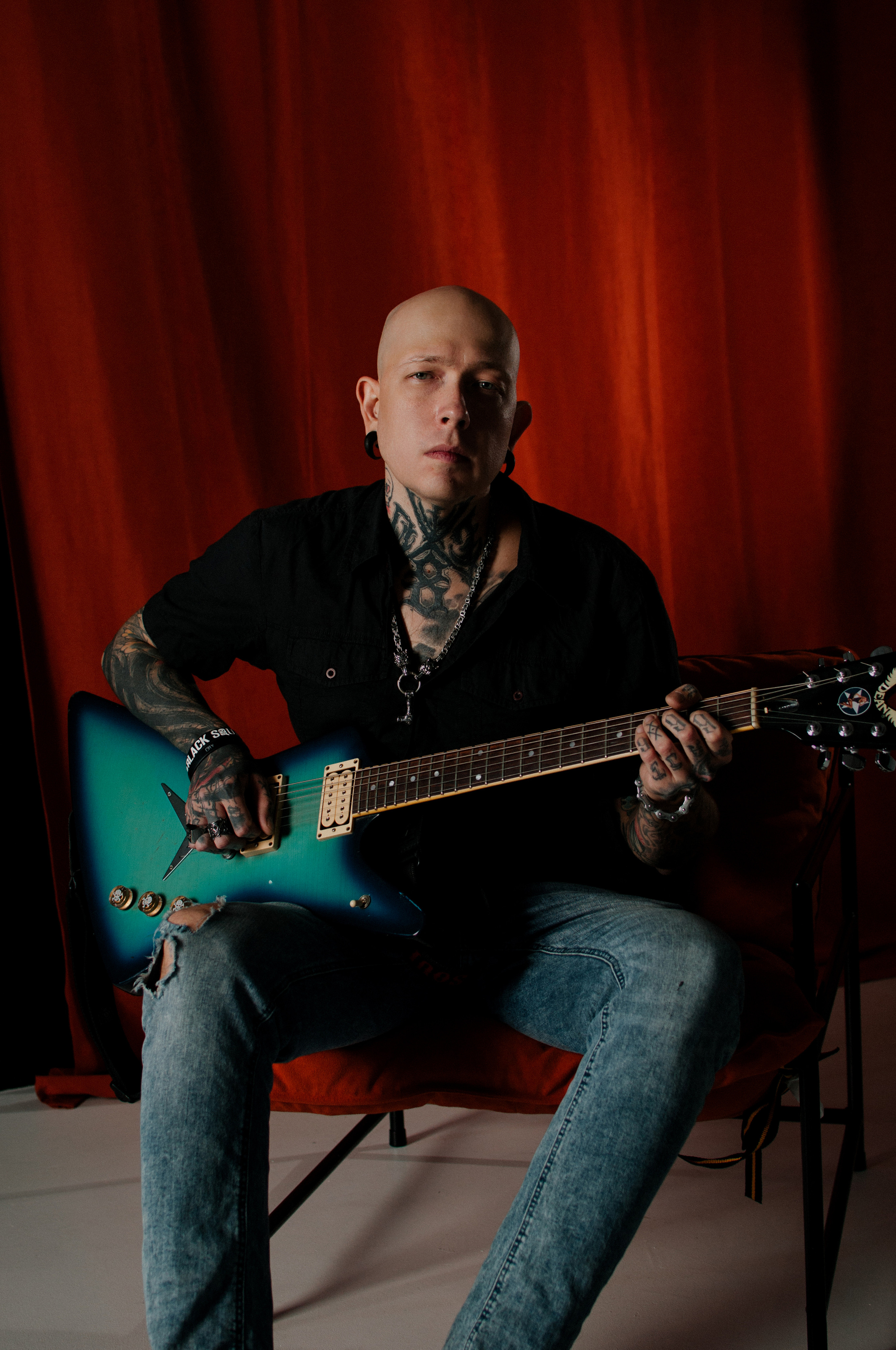 Дмитрий. Мужская фотосессия в фотостудии. Фотограф в Самаре Иван Булатов