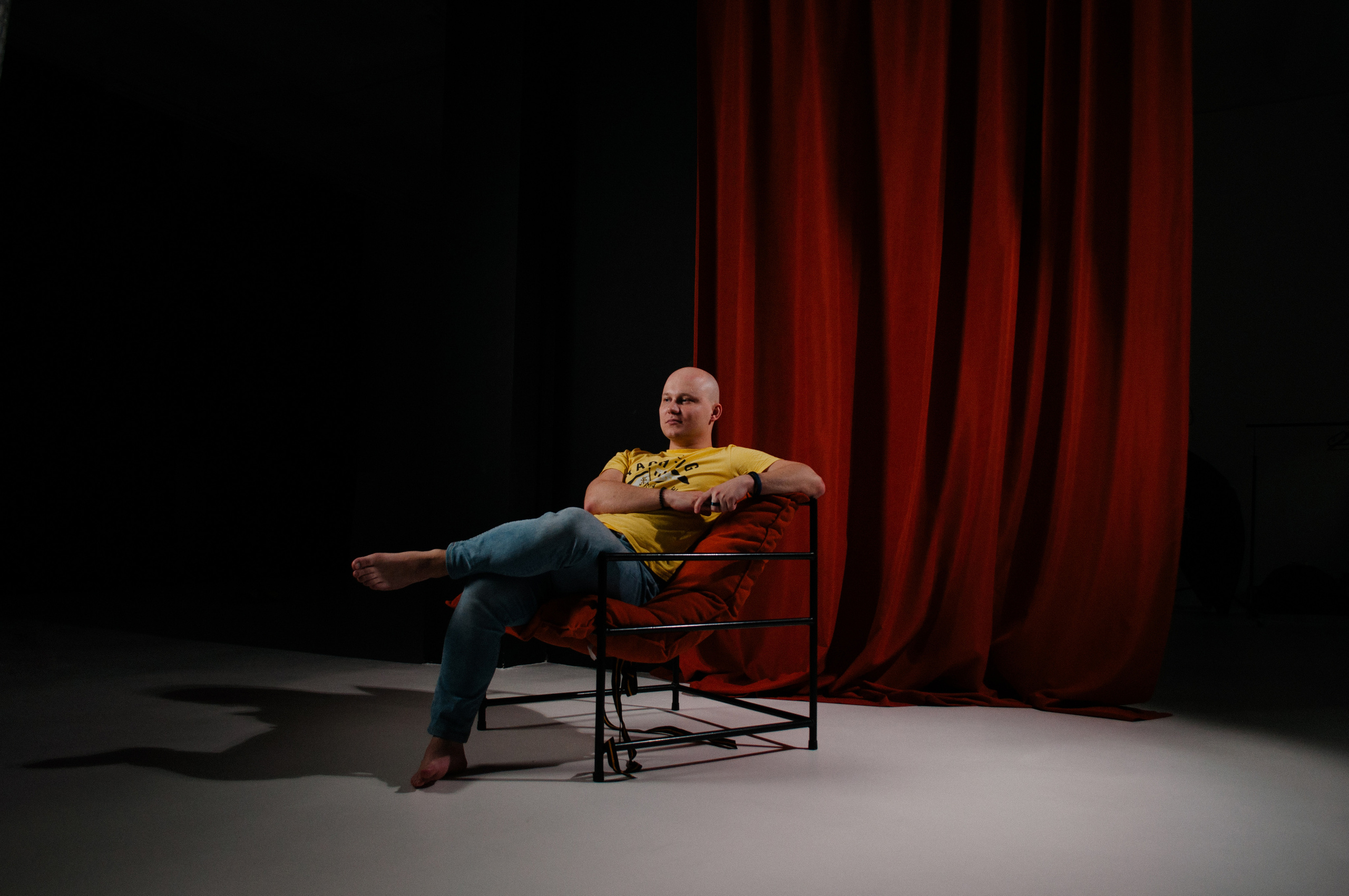 Артем. Мужская фотосессия в фотостудии. Фотограф в Самаре Иван Булатов