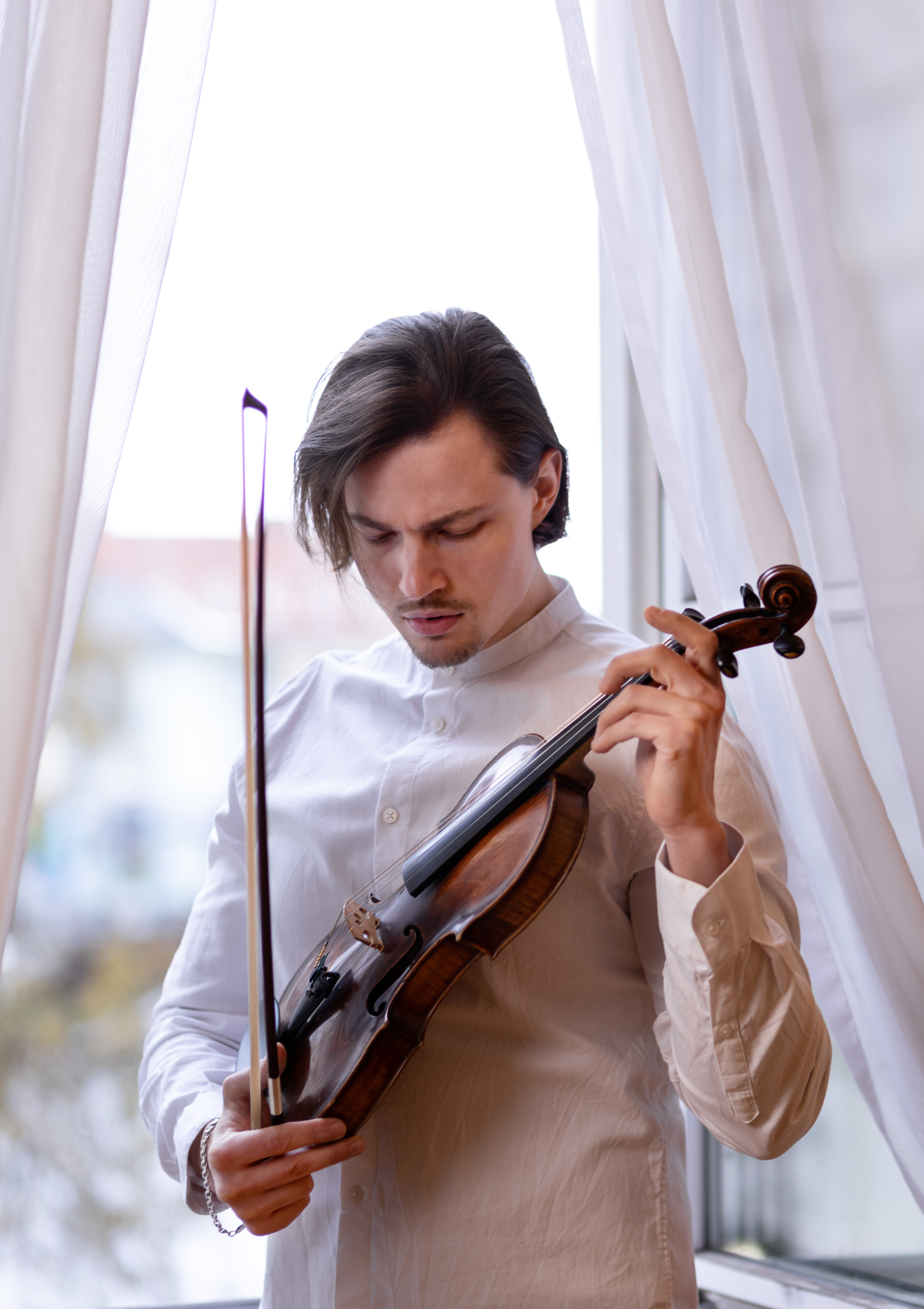Скрипач. Портретная и индивидуальная фотосъёмка в Граце и Тюмени