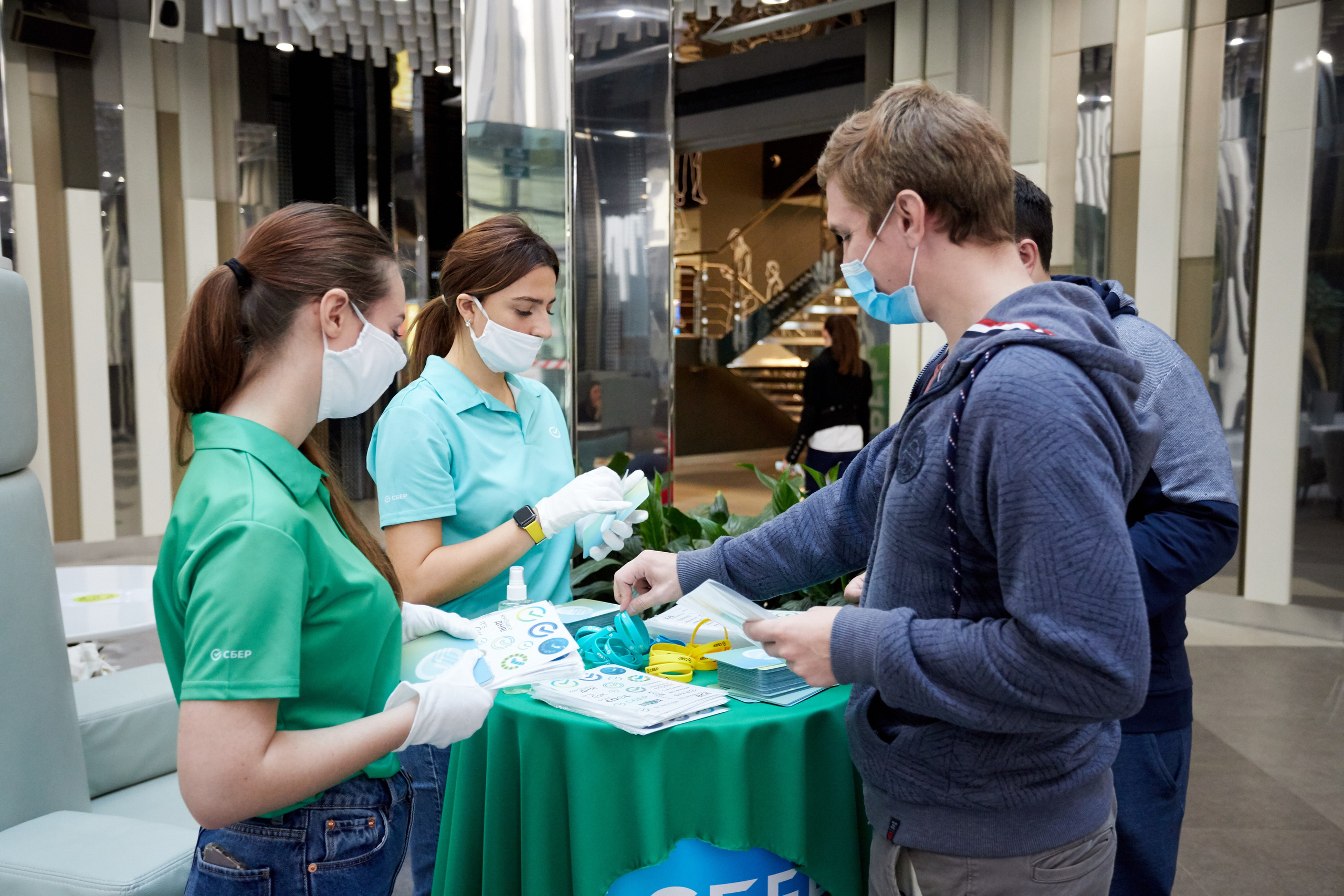 Сбербанк (акция). Репортажный Фотограф