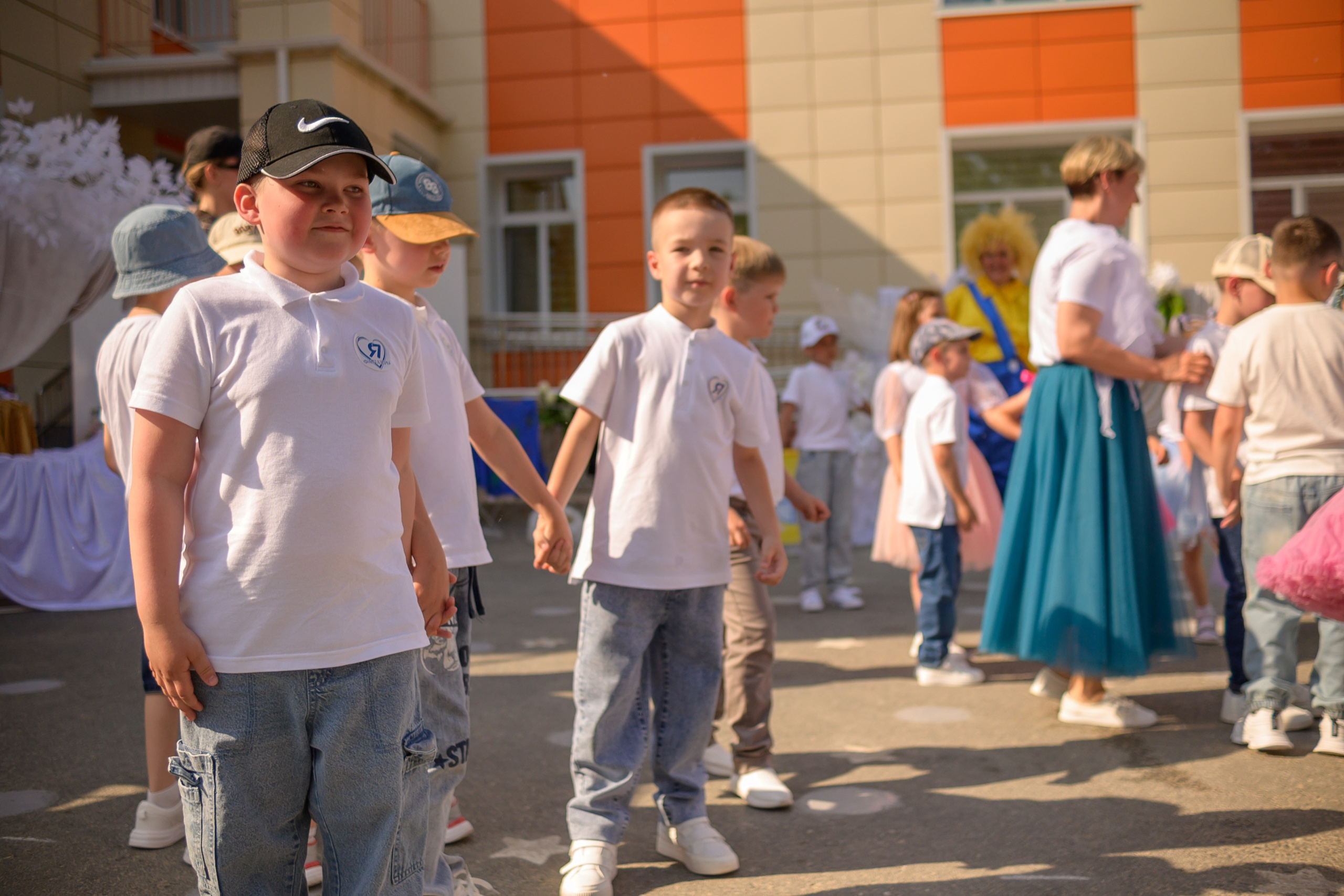 Репортаж выпускного группа «Фантазёры» 3 садик. Фотограф новорожденных, семейный детский в Тюмени Татьяна Морозова