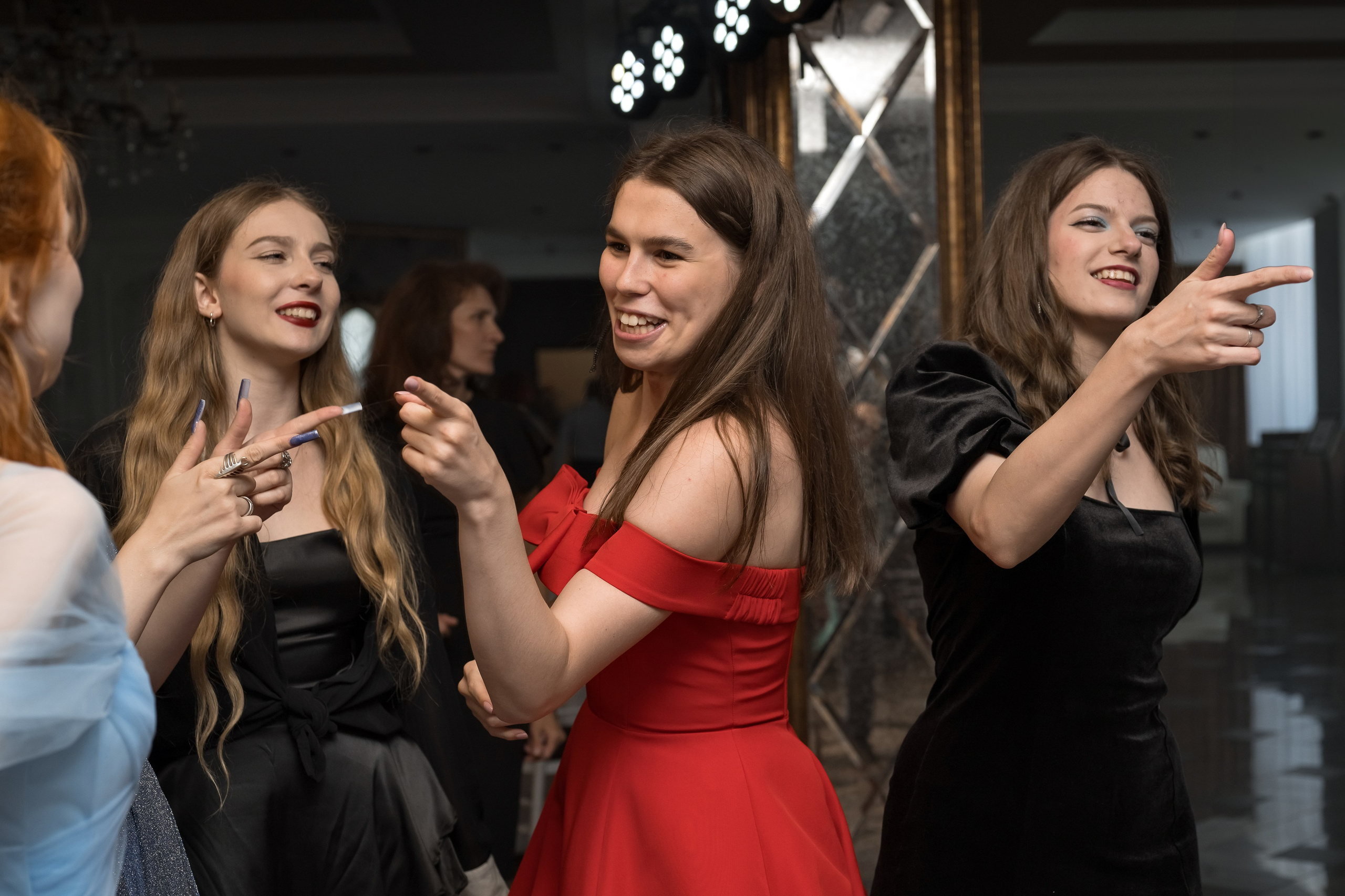 Выпускной 11 класс Брудершафт. Фотограф Саратов Юлия Петрова