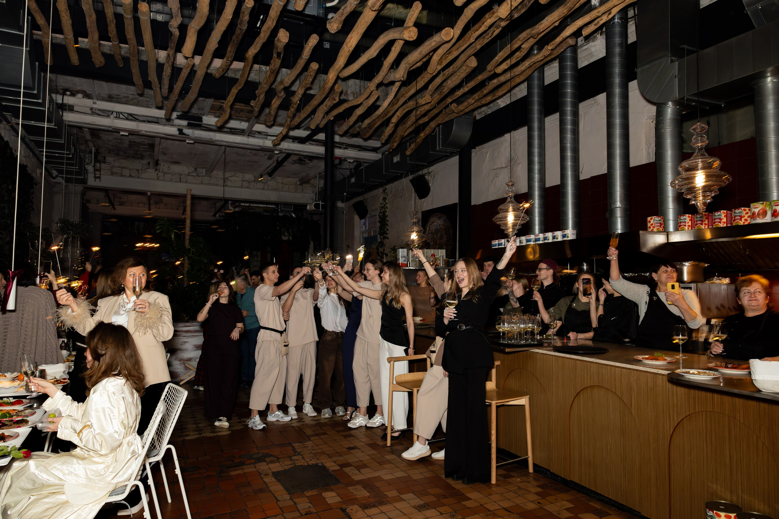 Новогодняя Ночь в арт-пространстве Gastrodvor. Дженбаз Павел — фотограф в Ялте