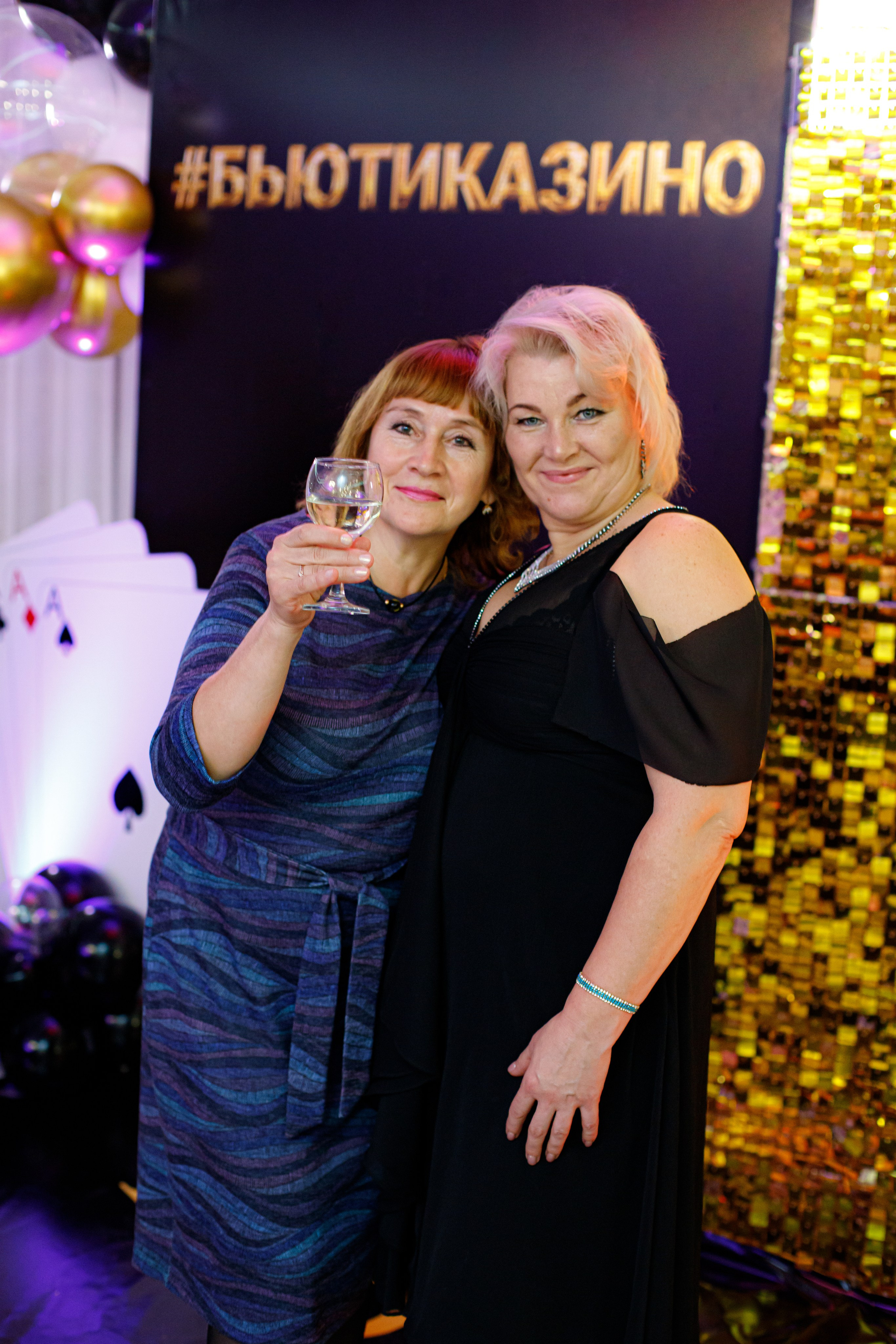 ELOSMED. Photokarish