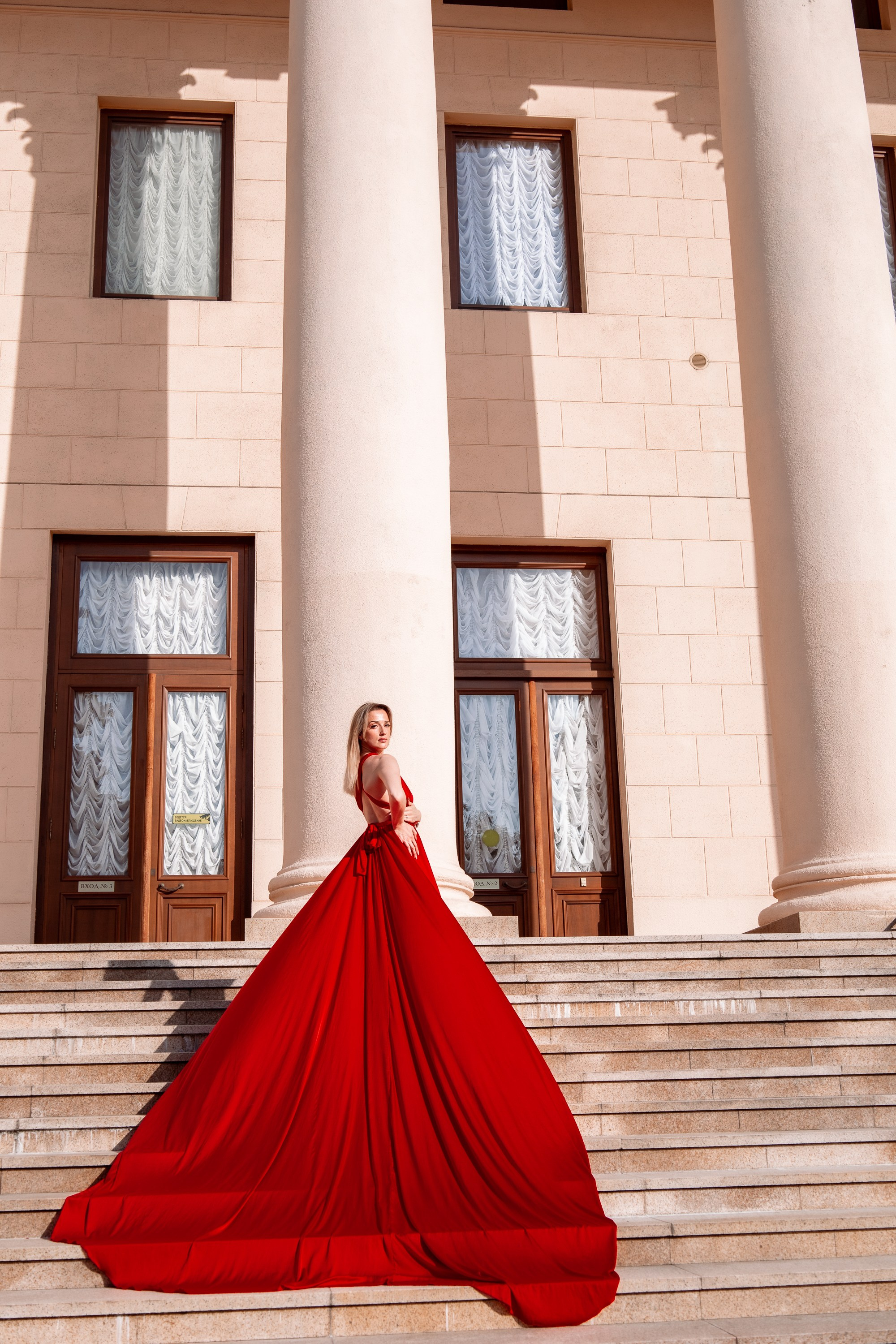 Летящее платье. Семейный и Свадебный фотограф в Сочи