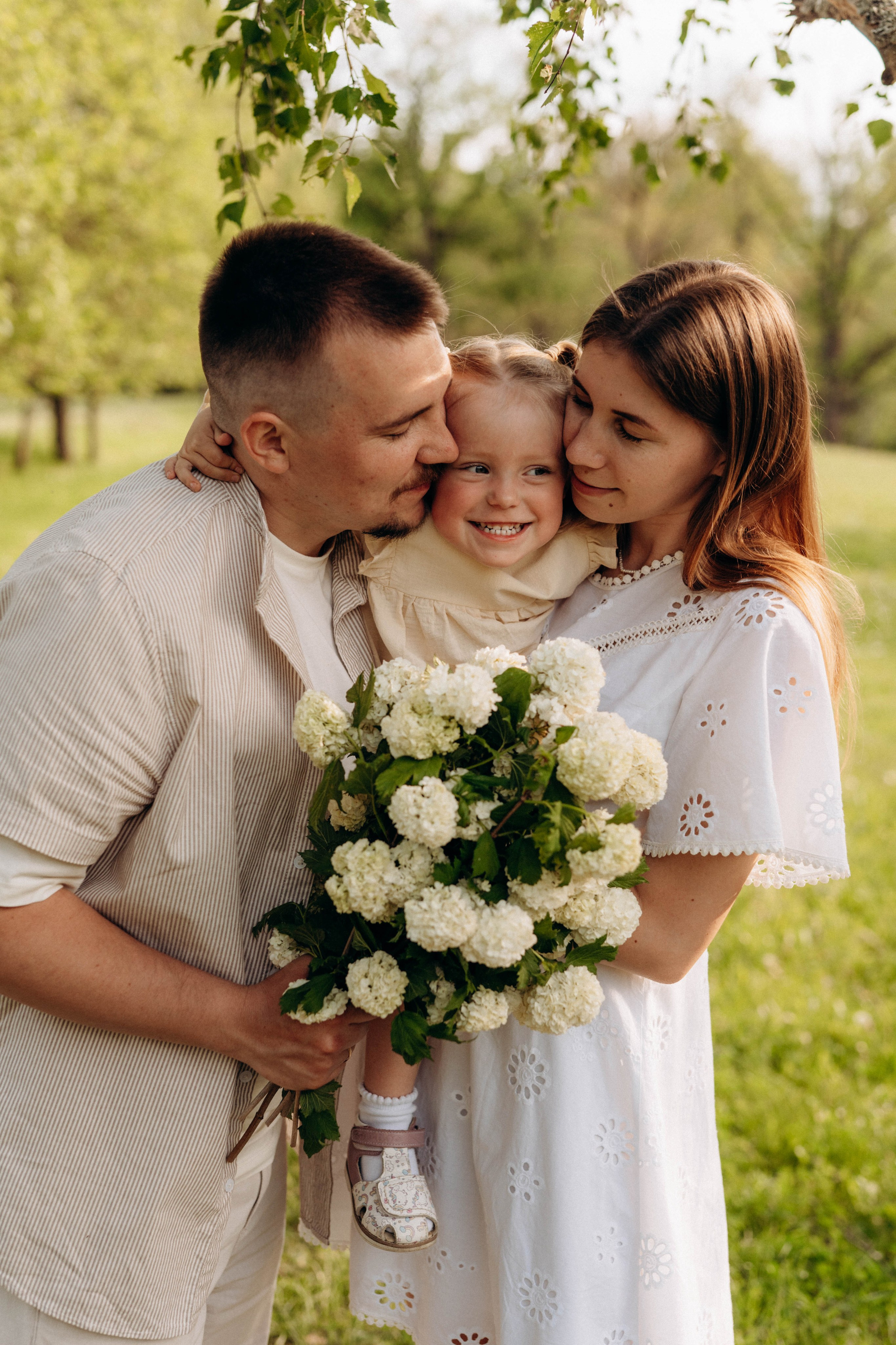 Прогулка Данилы, Алёны и Арины. Свадебный и семейный фотограф в Калуге Анна Киреева