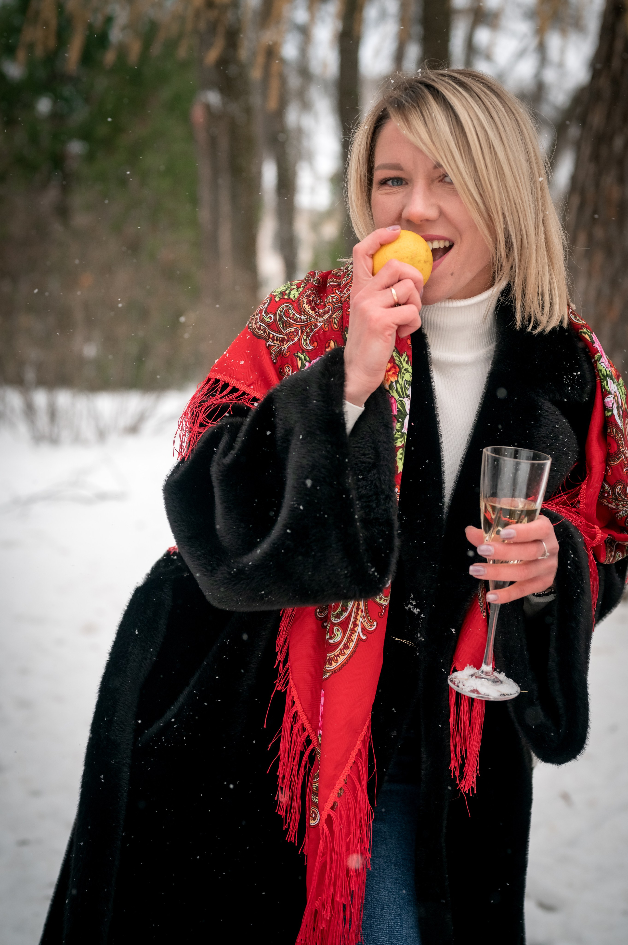 Девушки — такие девушки. Фотограф новорождённых, семейный, школьный в городе Калуге Евгения