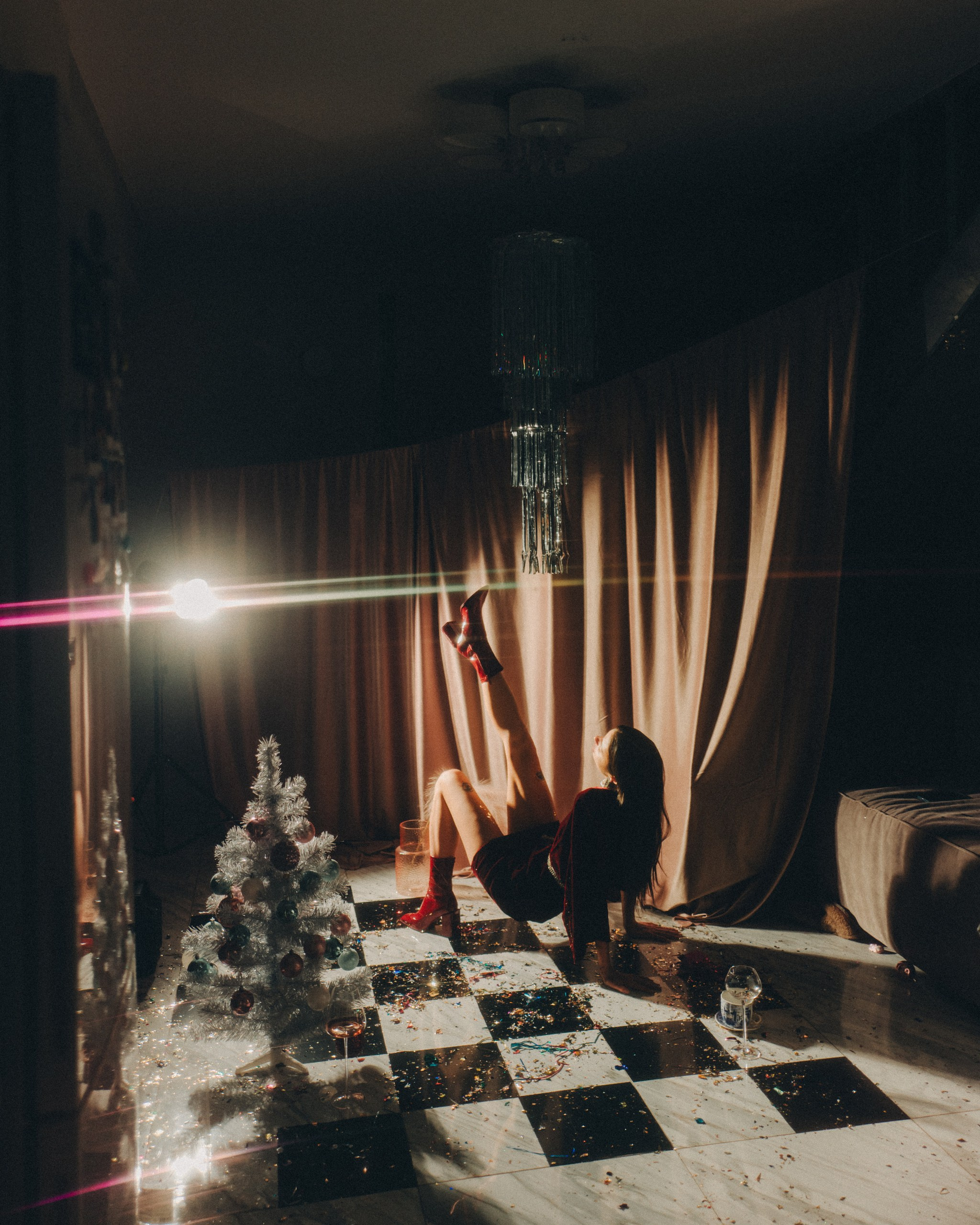 Тася «Новый Год». Никита Линейцев — индивидуальный портретный фотограф в Москве и Иркутске