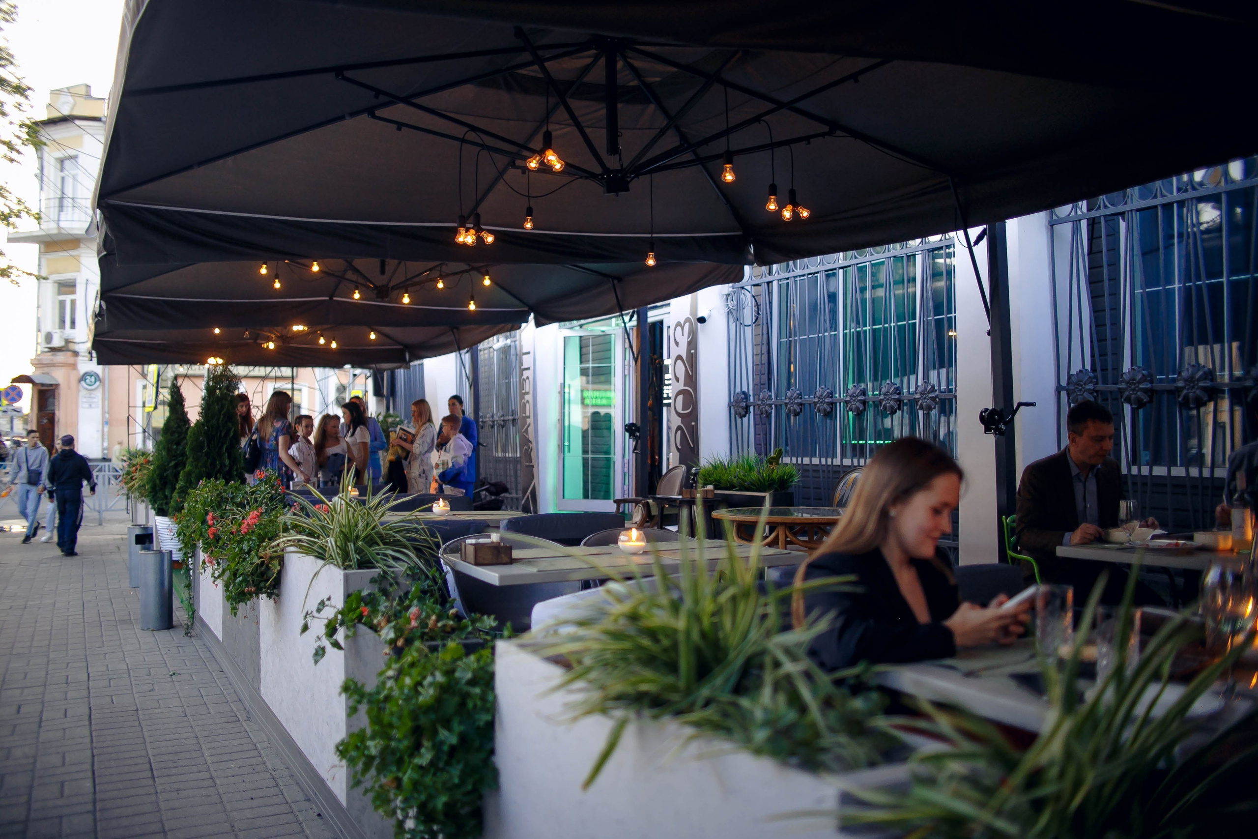 «Белый Кролик». Ваш репортажный фотограф Артемий Антонов