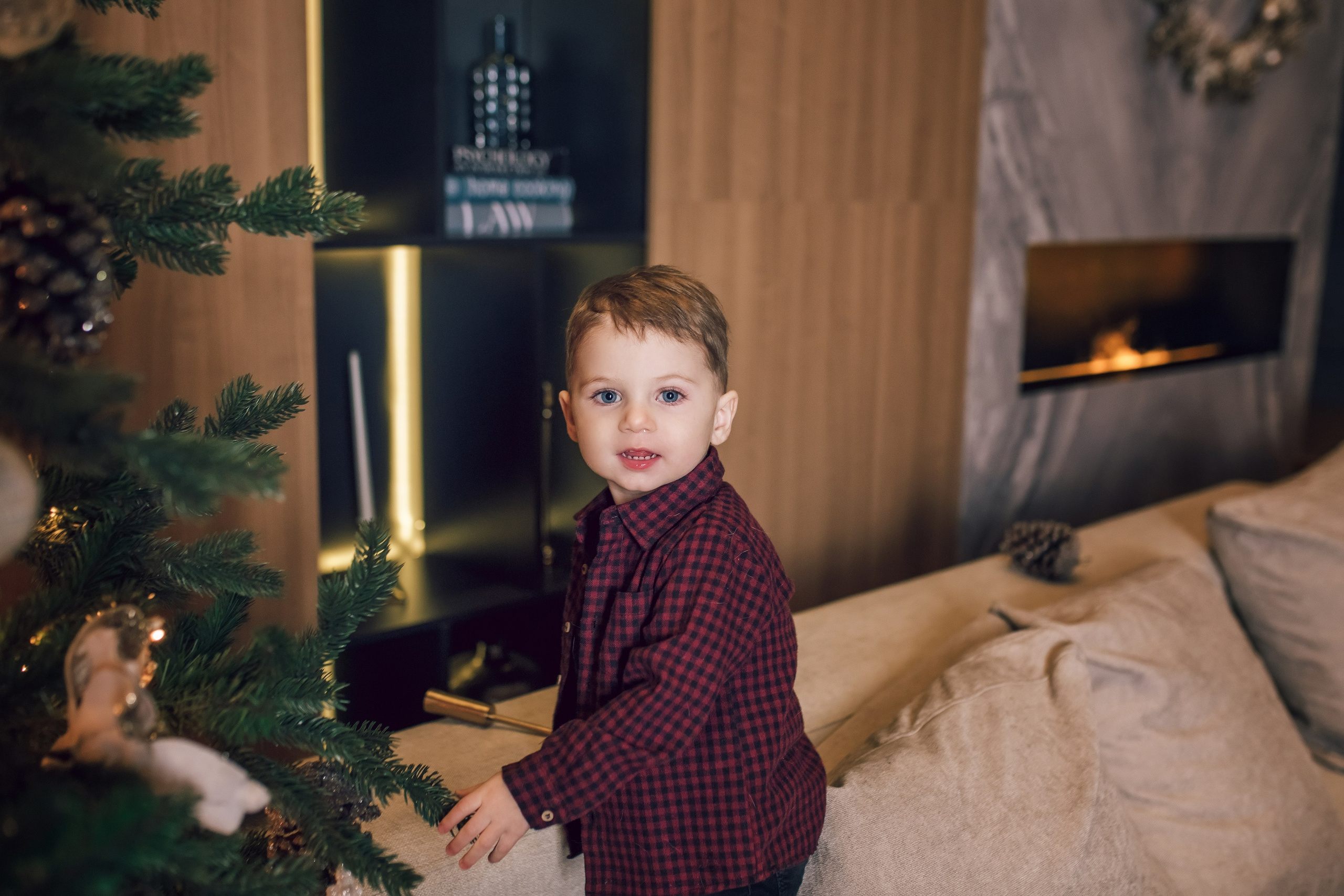 Олеся и Ярослав. Фотограф на Крещение, семейный фотограф в Москве