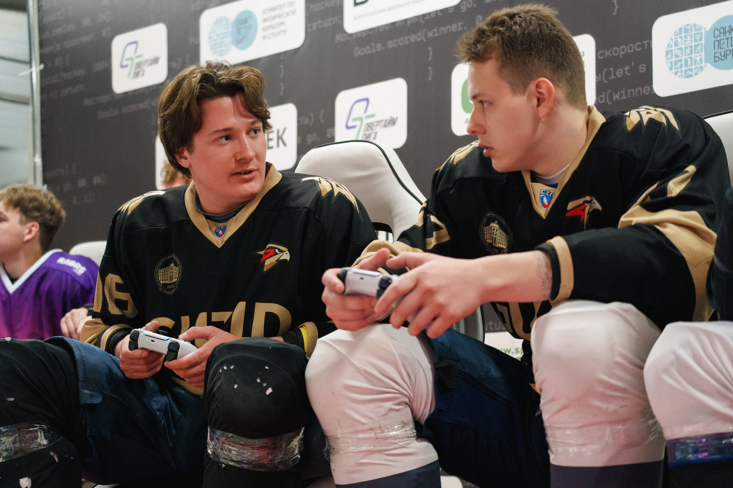 Фиджитал хоккей 2. Репортаж для спортивного клуба ГУТИД. Фотограф в Санкт-Петербурге Ибрагимова Алина