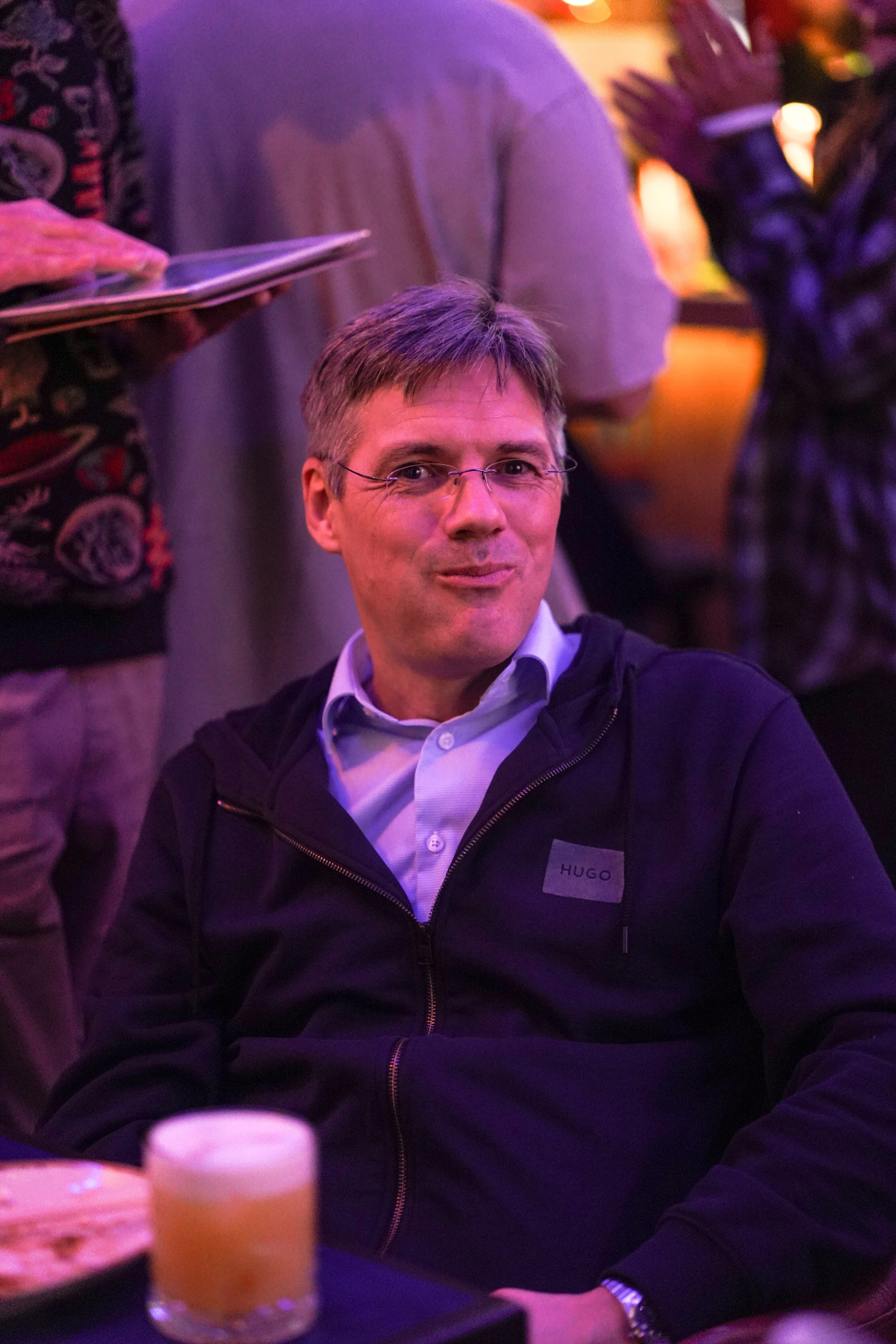 Бар Собаки в тумане. Фотограф