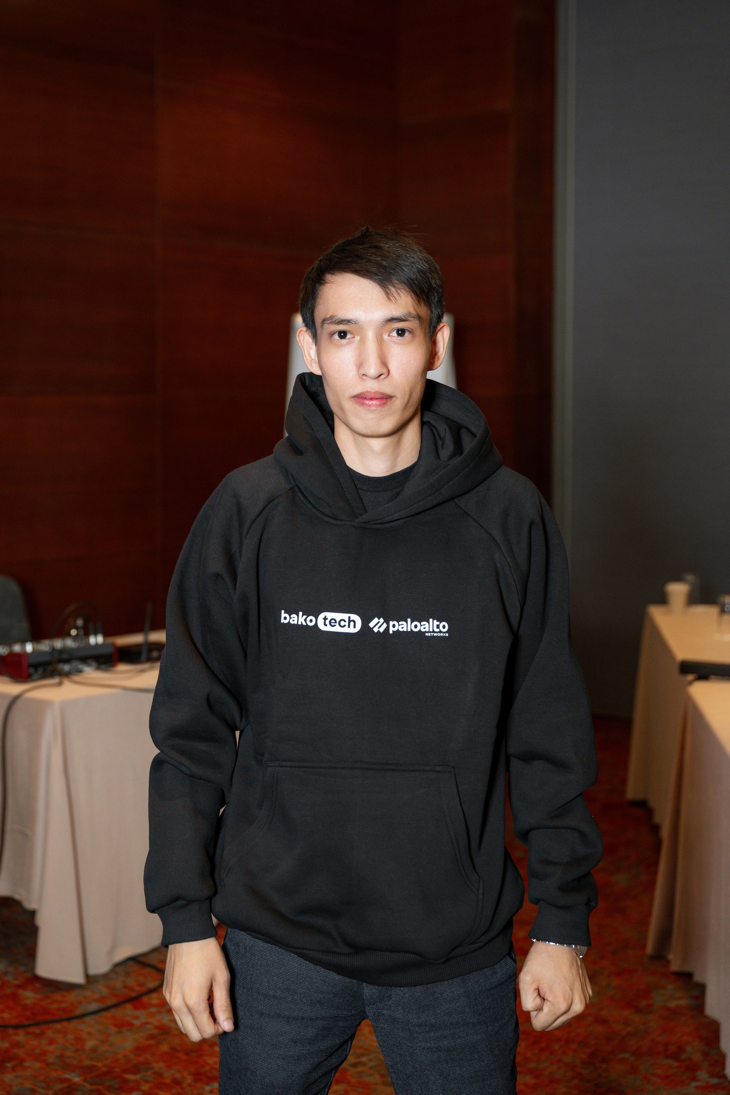 BakoTech&PaloAlto. Фотограф в Алматы — Алексей Коньков | Репортаж, свадьбы, портреты