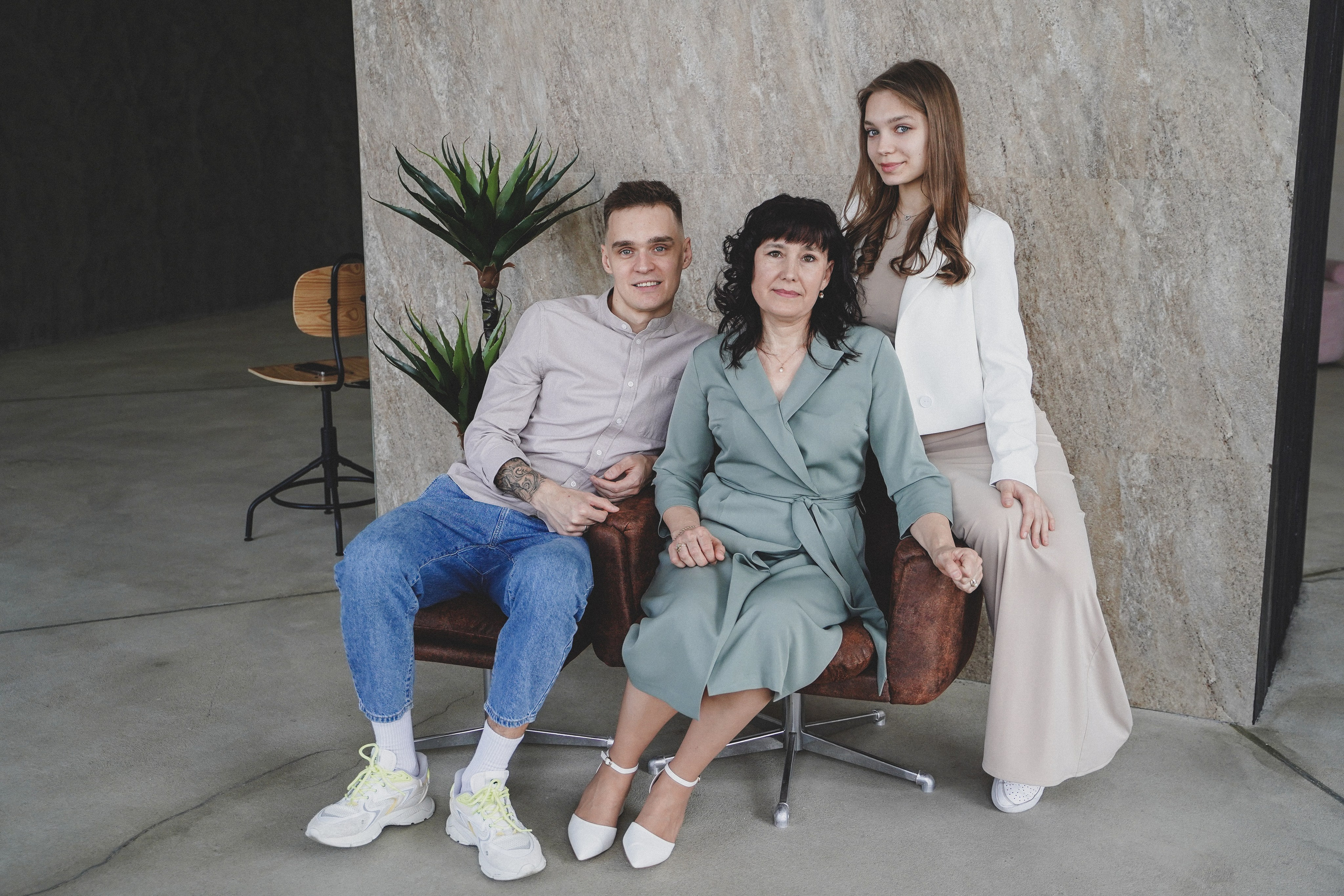 Фотосессия большой семьи в студии. Семейный и женский фотограф в Краснодаре Анастасия Приймак