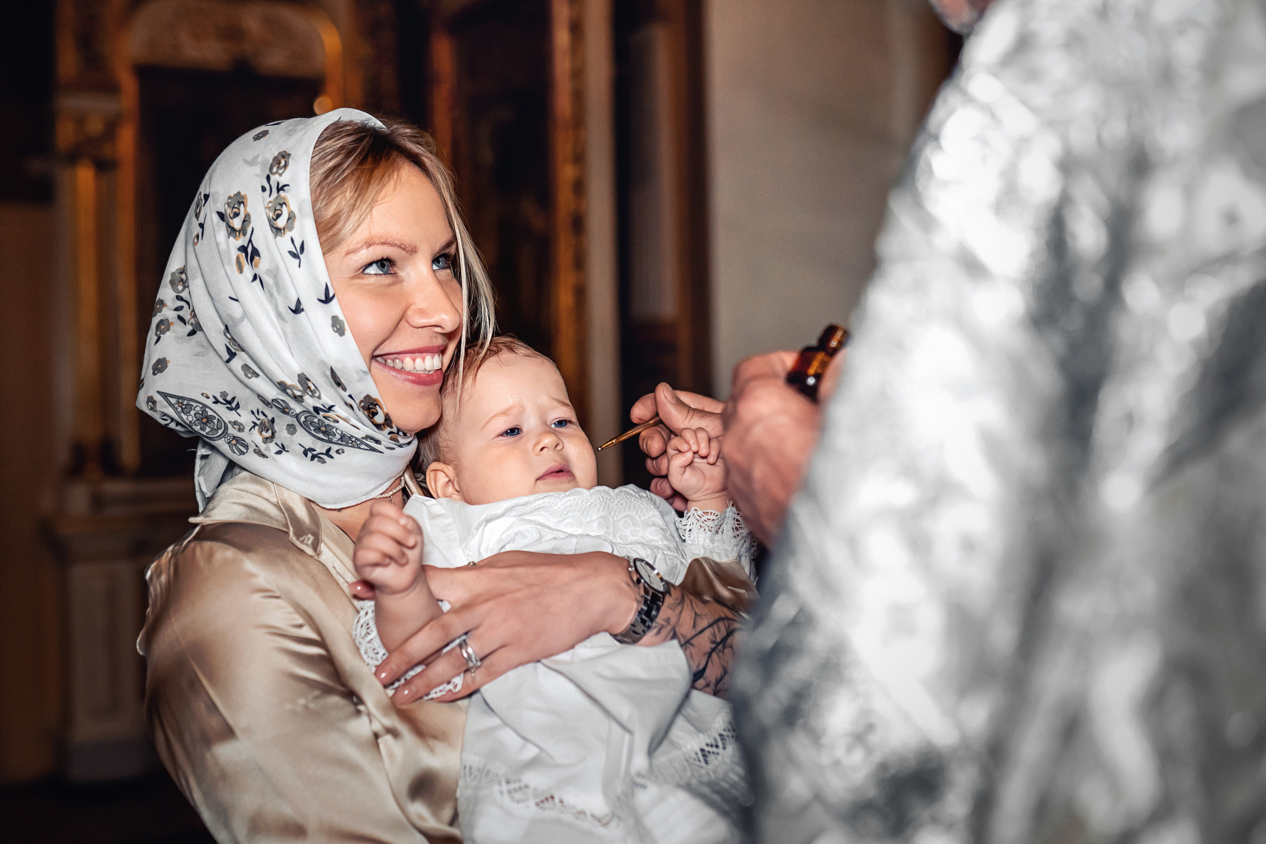 Фотограф на крещение Москва. Храм Петра и Павла в Лефортово. Фотограф \ Видеограф на Крещение, Венчание Москва| Семейные съемки