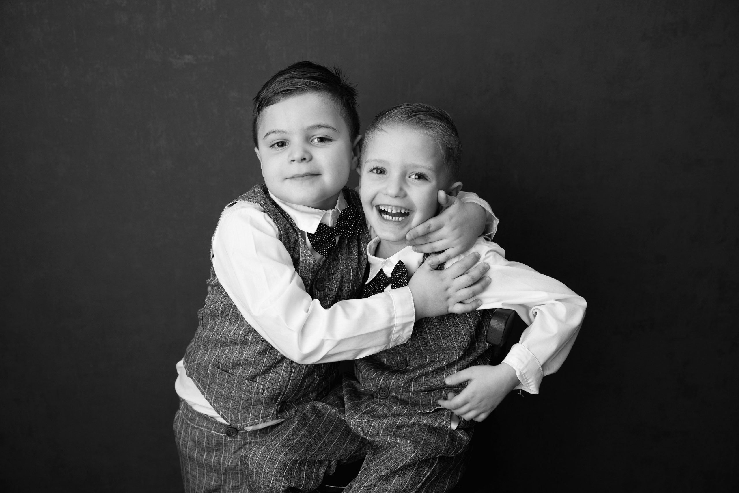 Съемка двойни в студии. Фотограф новорожденных, детский фотограф  Москва.Семейная съемка Москва. Семенова Анна