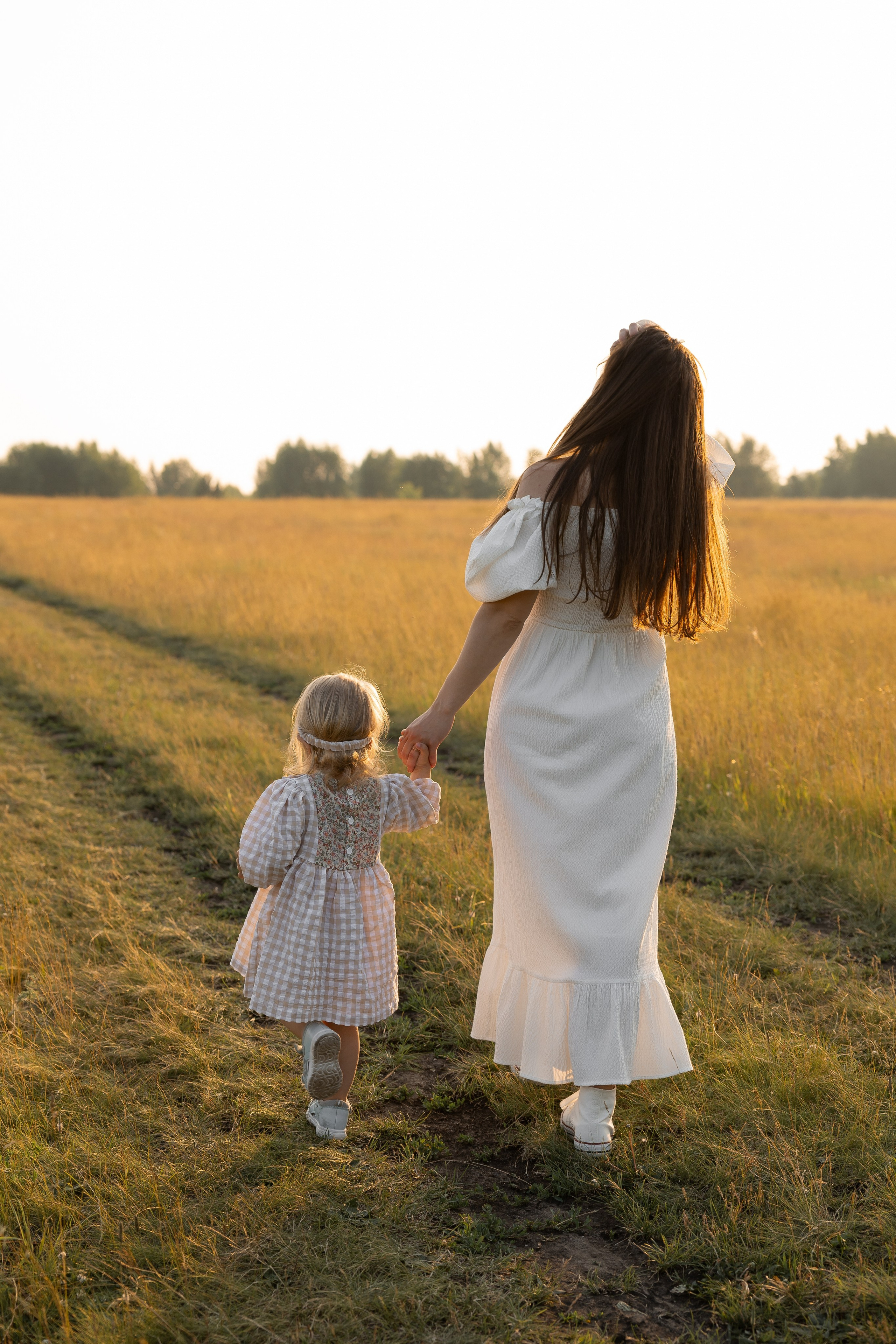В поле. Семейный и свадебный фотограф в Челябинске Мария Леонтьева