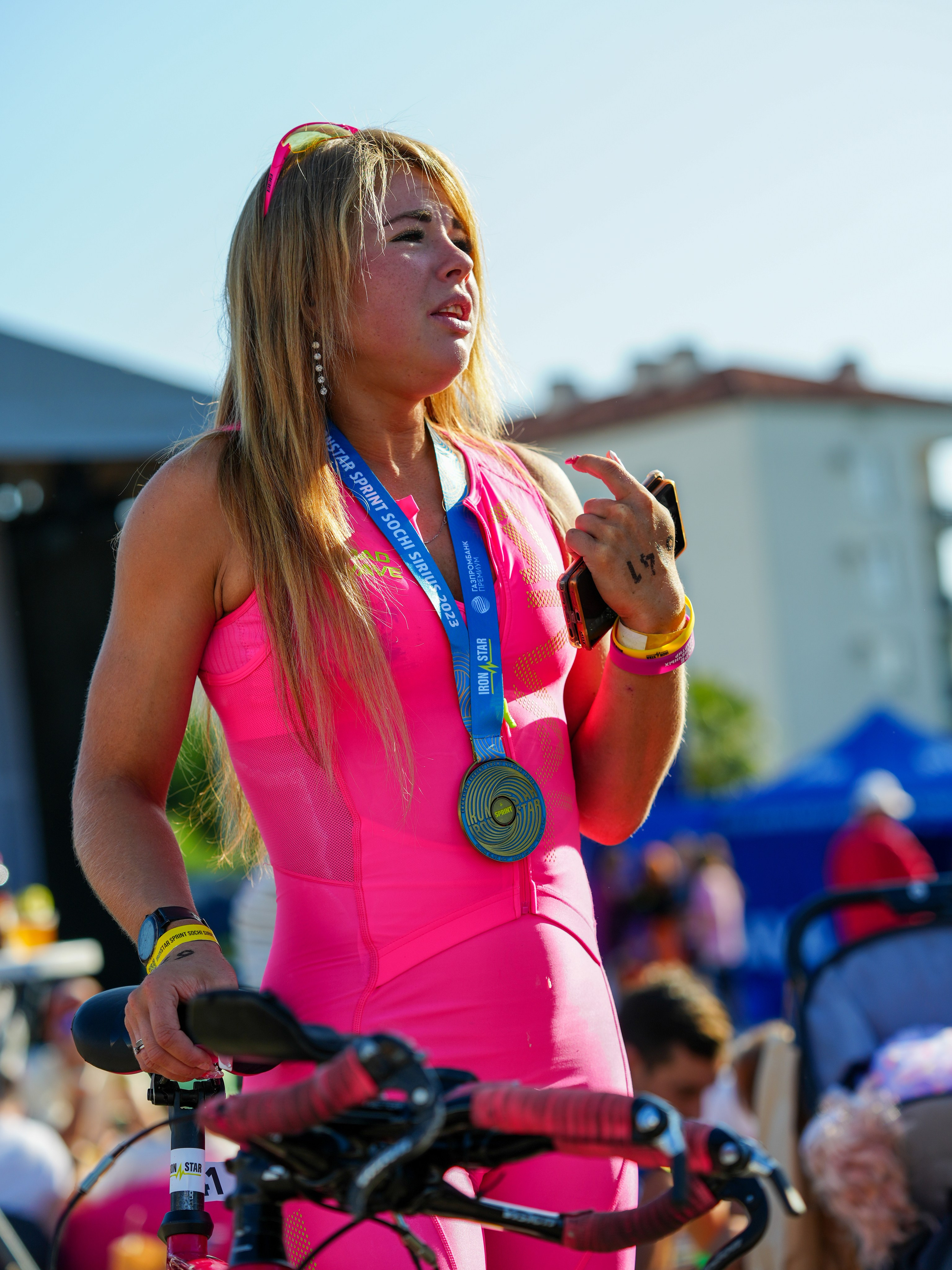 Фотоотчет партнерской интеграции для компании TELE2 на фестивале Ironstar. Репортажный фотограф в Красной Поляне и Сочи Павлюченко Екатерина