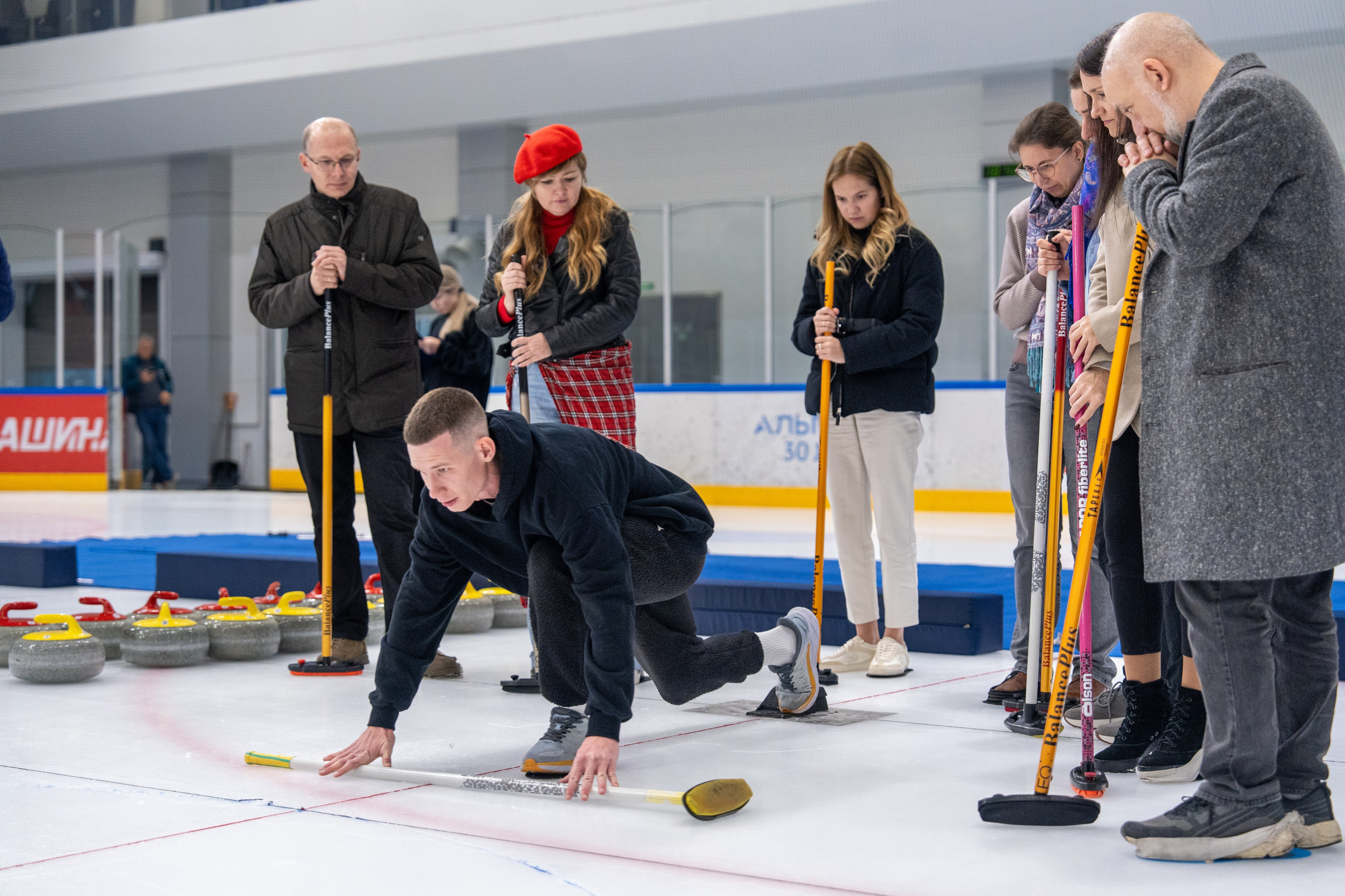Керлинг для компании Р-Фарм. Репортажный фотограф в Красной Поляне и Сочи Павлюченко Екатерина