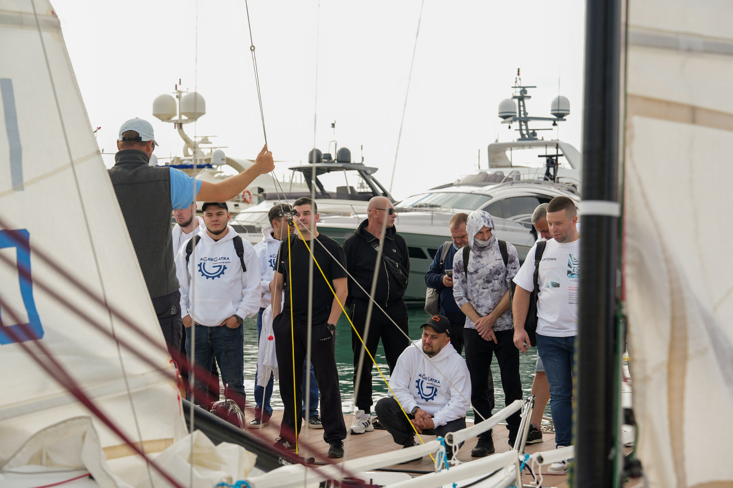 Яхтенная регата для компании Агрегатка. Репортажный фотограф в Красной Поляне и Сочи Павлюченко Екатерина
