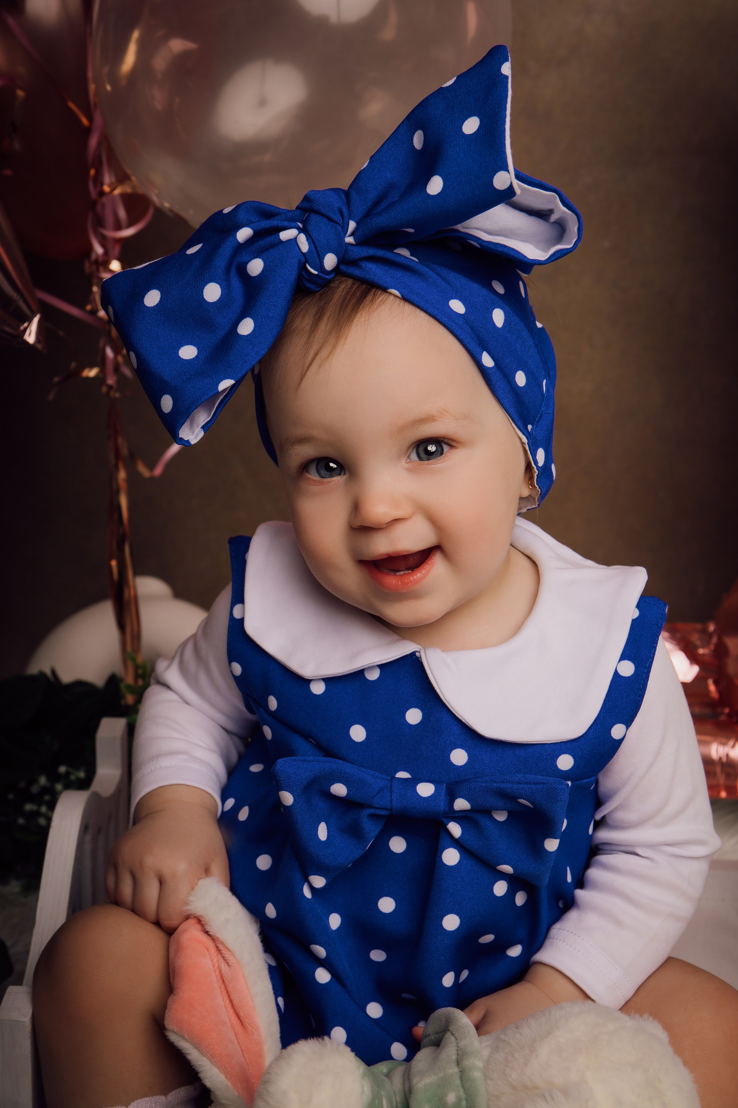 Кира 1 годик