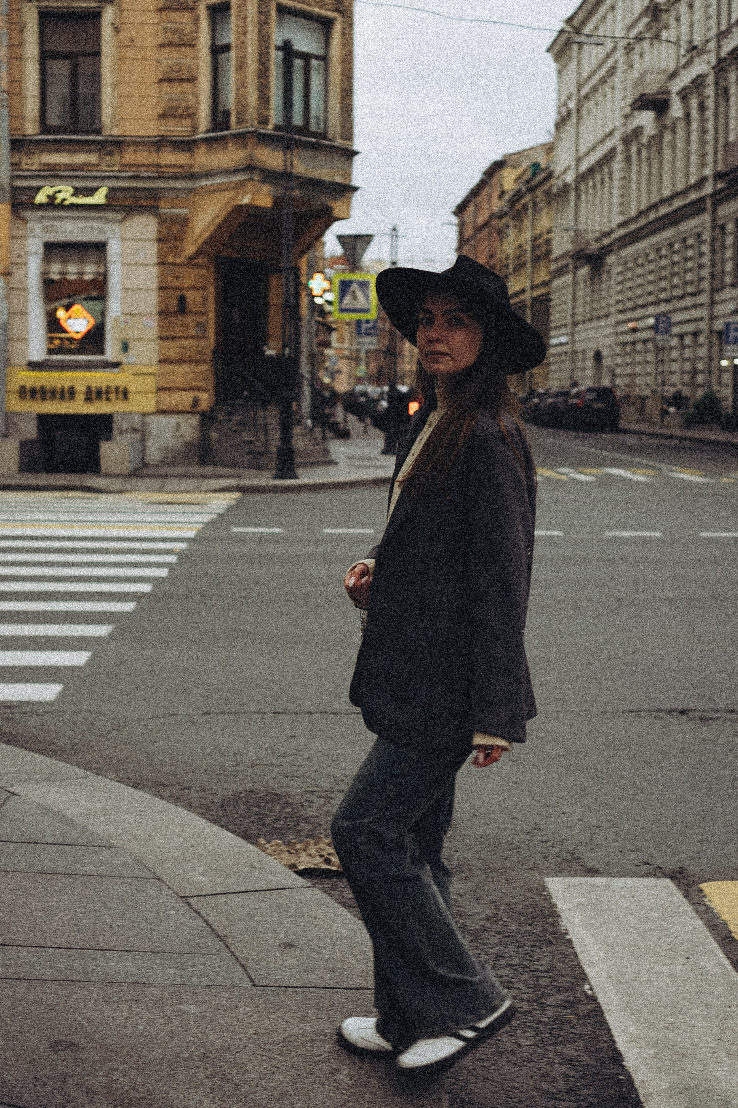 ПРОГУЛКА НА ЧЕРНЫШЕВСКОЙ. Профессиональный фотограф, Санкт-Петербург — Виктория Богомолова