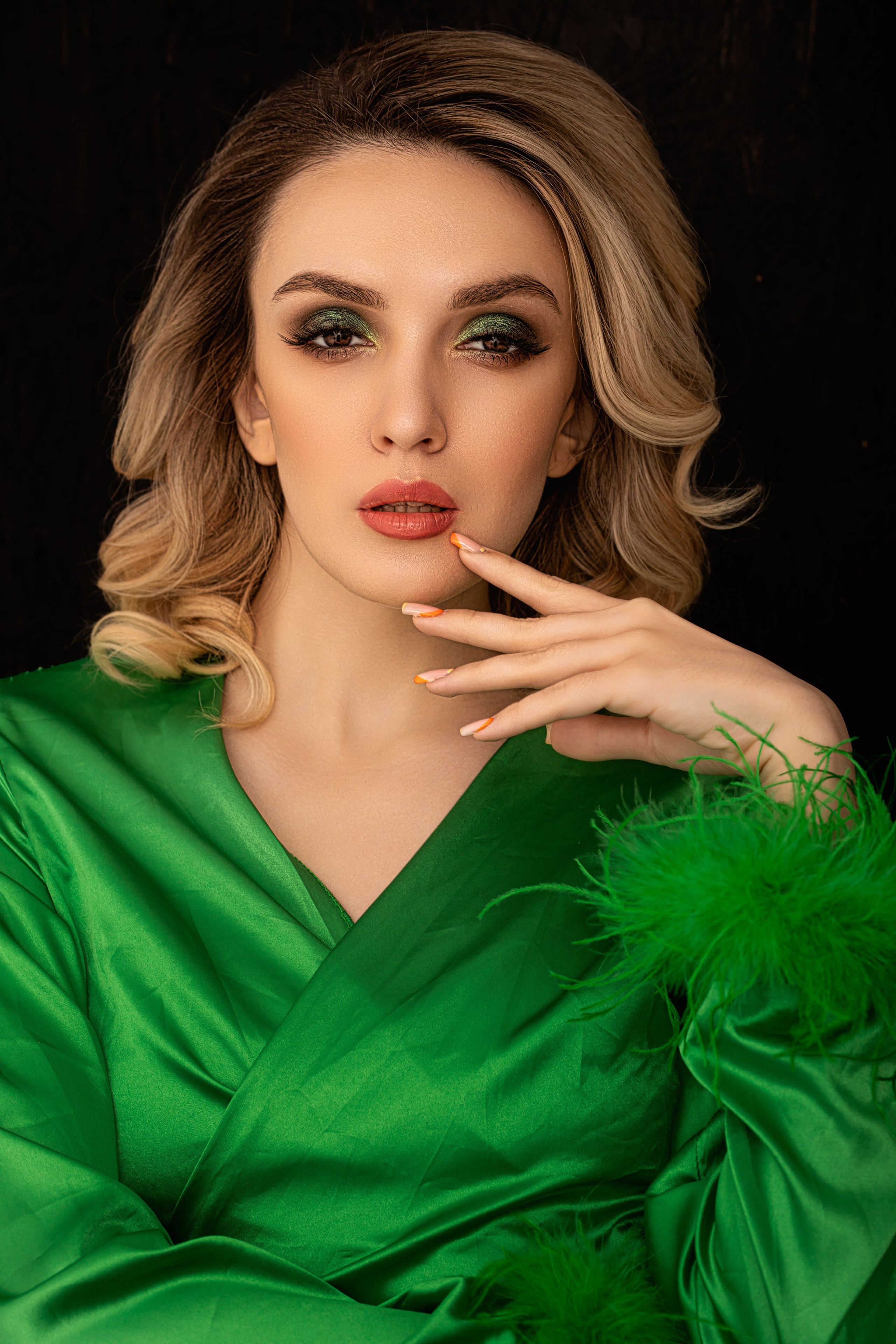 Фотосет с Евгенией в студии на циклораме в формате для «себя»