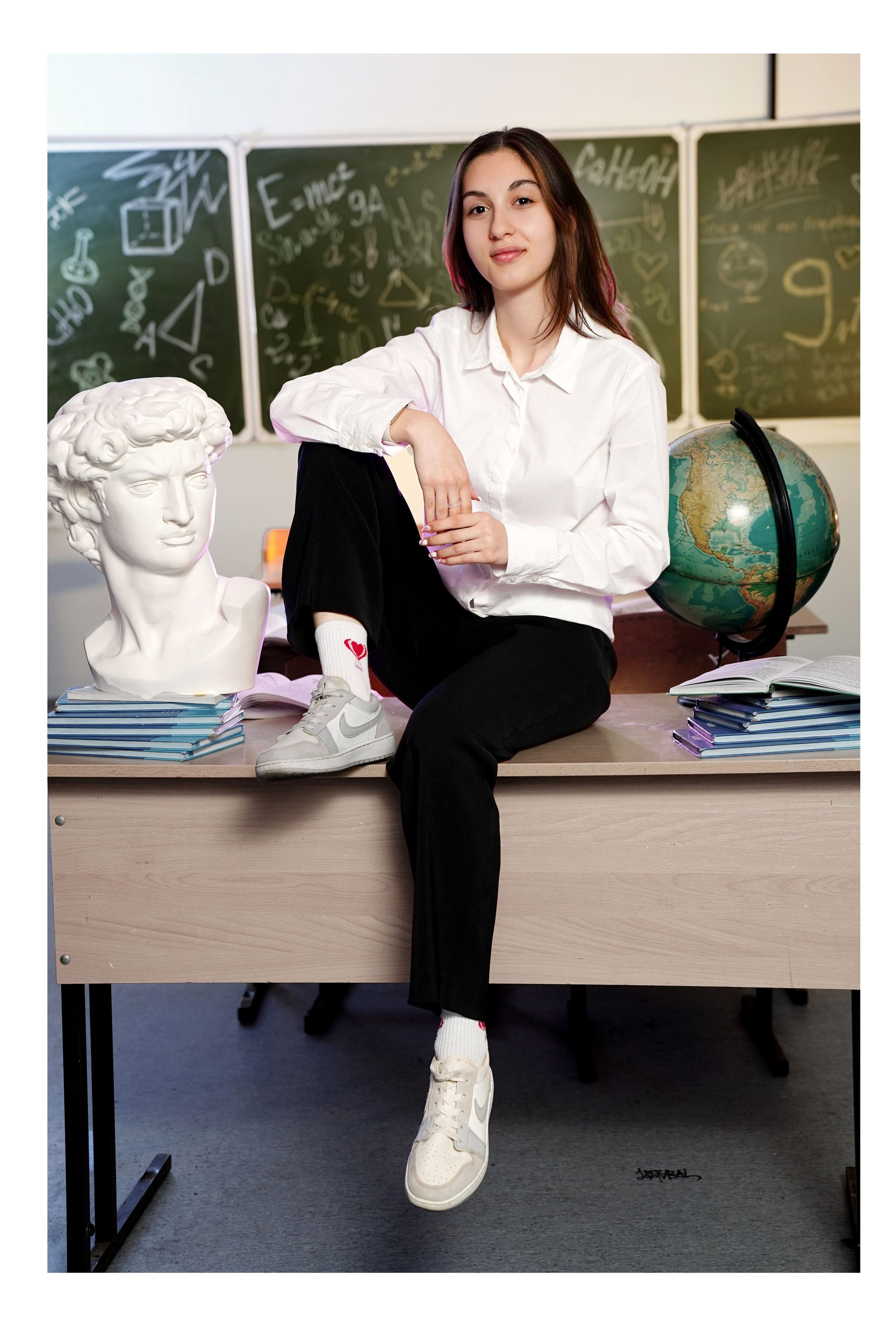 Портреты старшие классы. MEMENTO.Выпускные альбомы, школьные, юбилейные и другие книги. Ростов-на-Дону