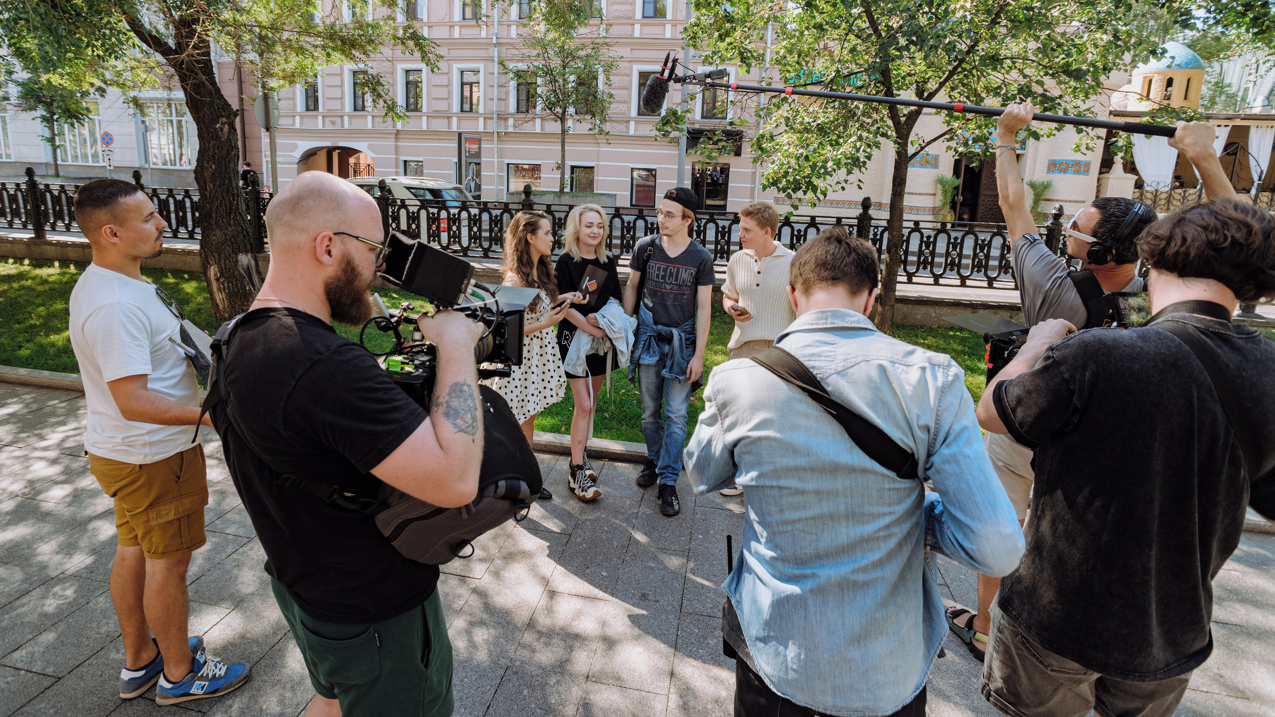 Уличный историк. Творческий и репортажный фотограф в Москве Клим Долгов