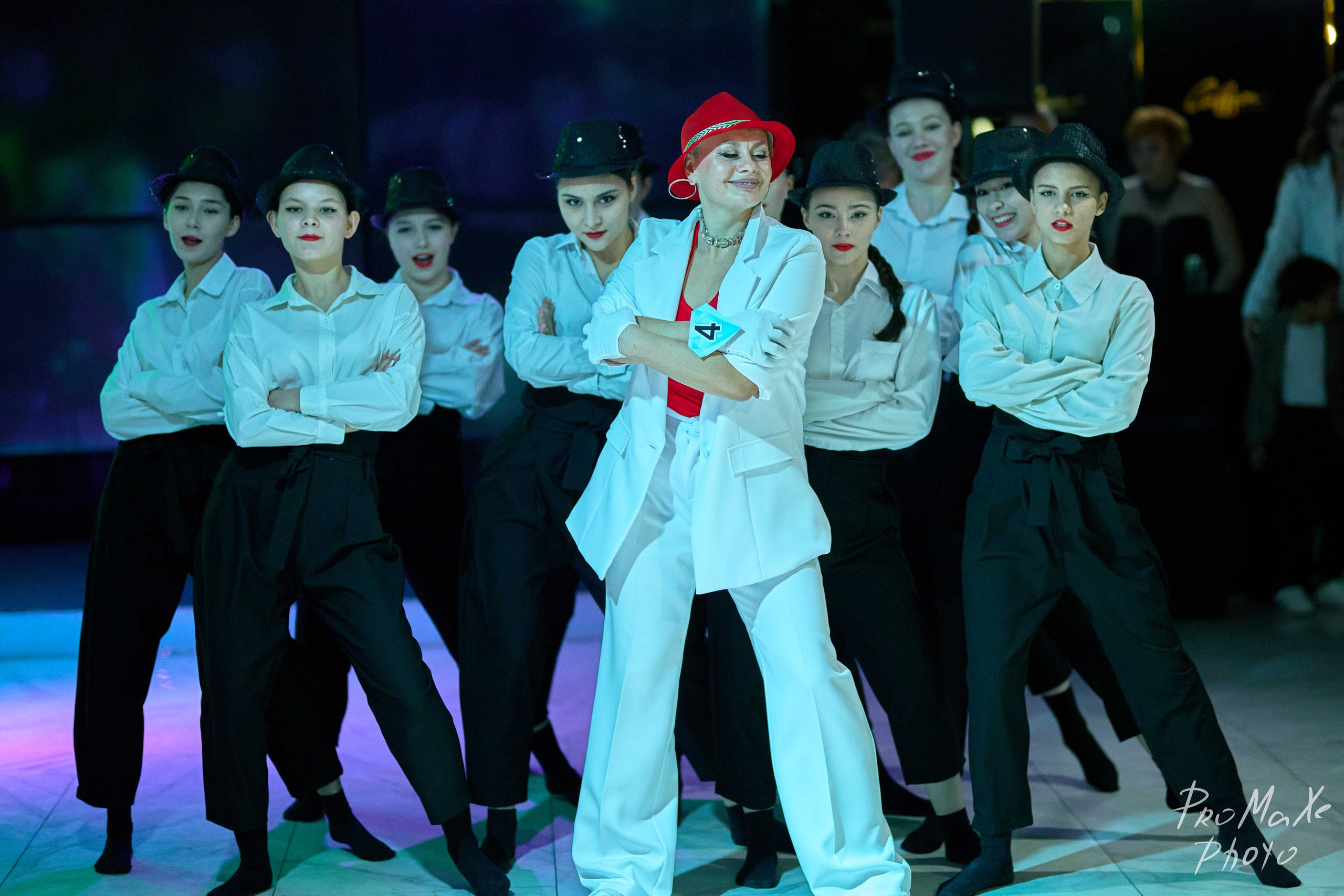 Зал КРАСА МАСС-МЕДИА ЧУВАШИИ. Владимир Суздалов (ProMaXe) — Портретный фотограф, тематические фотосессии в Чебоксарах