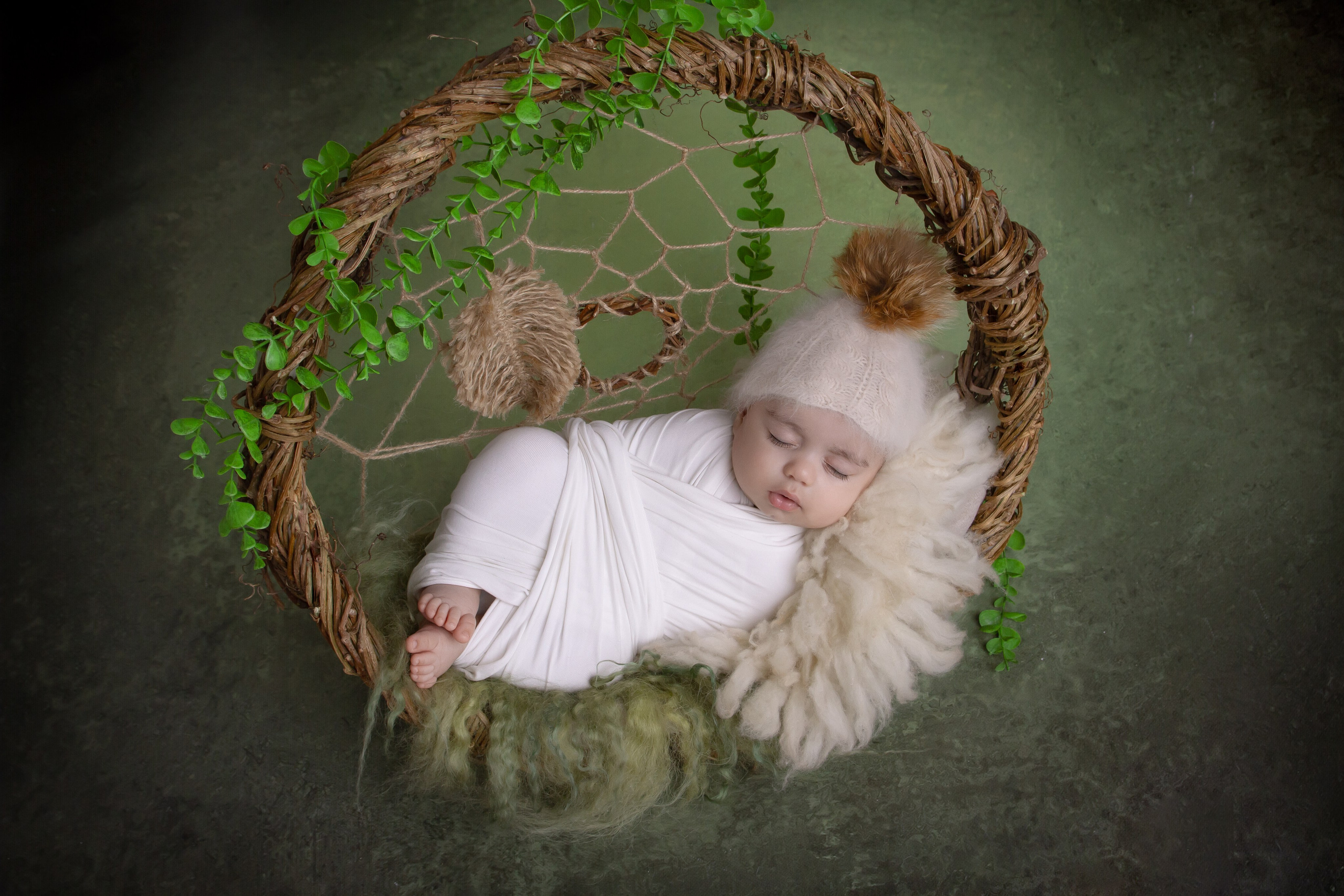 Портфолио. Самая первая фотосессия малыша! Профессиональная съемка новорожденных Newborn в Москве и МО!