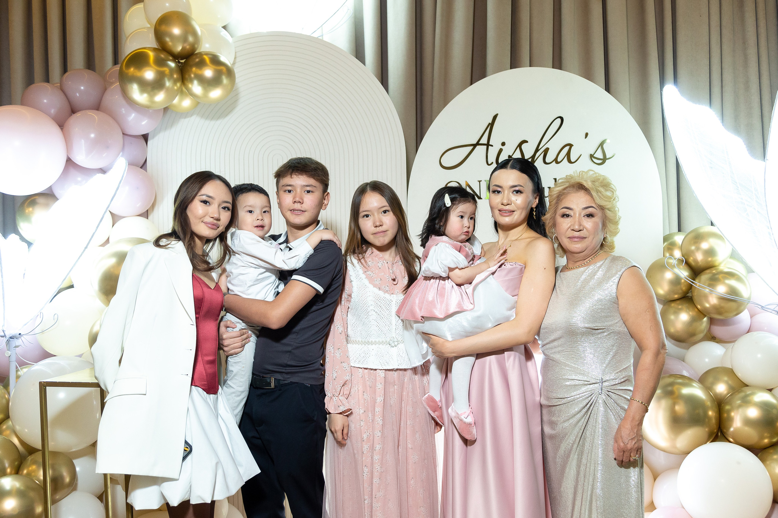 Айше 1 годик. Свадебный фотограф в Алматы Айгерим Верба