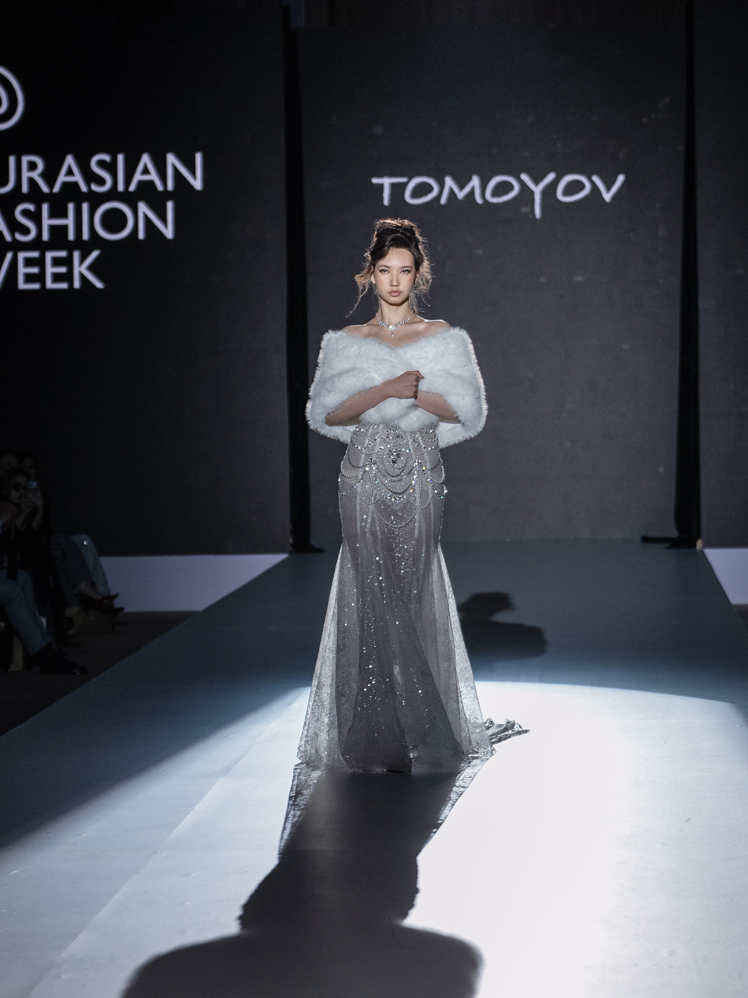 Eurasia Fashion Week Tomoyov. Сайт Алматинского НЮ АРТ, будуар и фэшн фотографа Дениса Карпенко