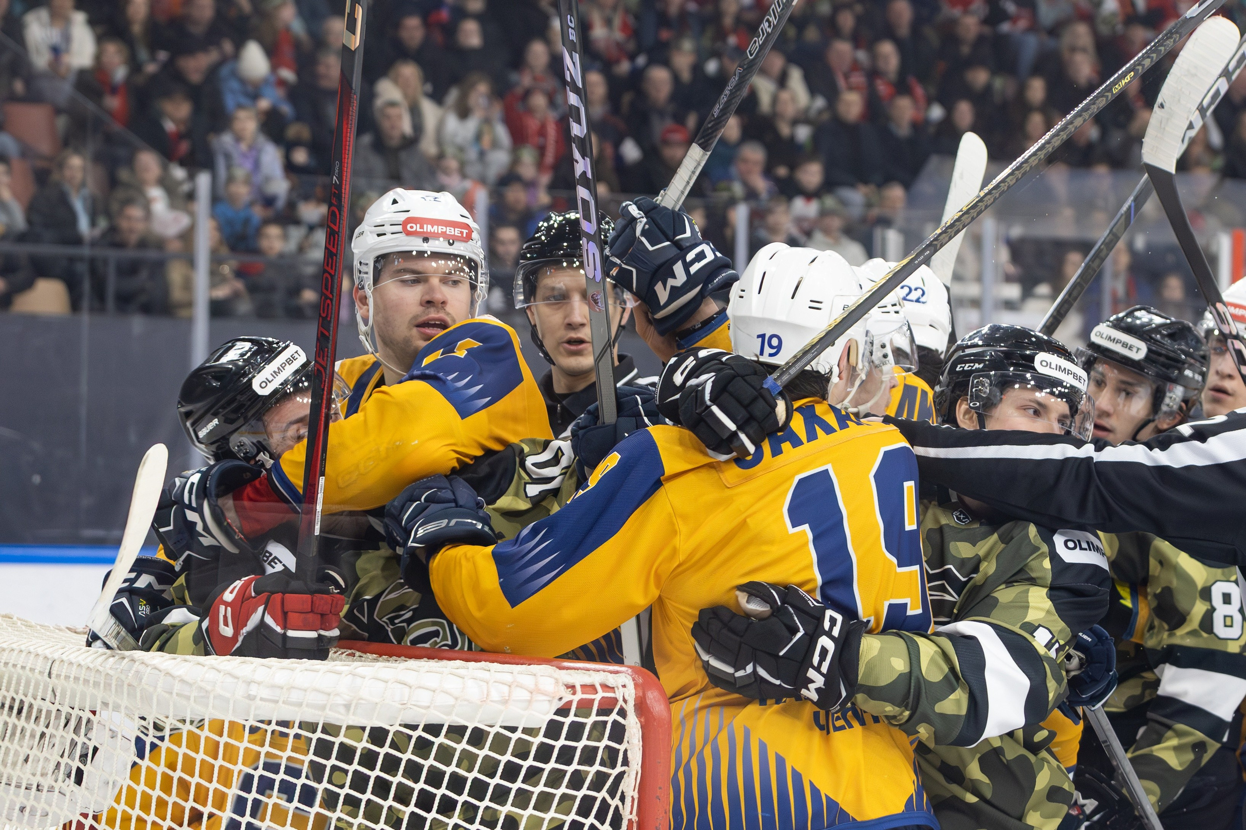 Хоккей. Репортажный и спортивный фотограф в г. Пермь Зильберг Павел