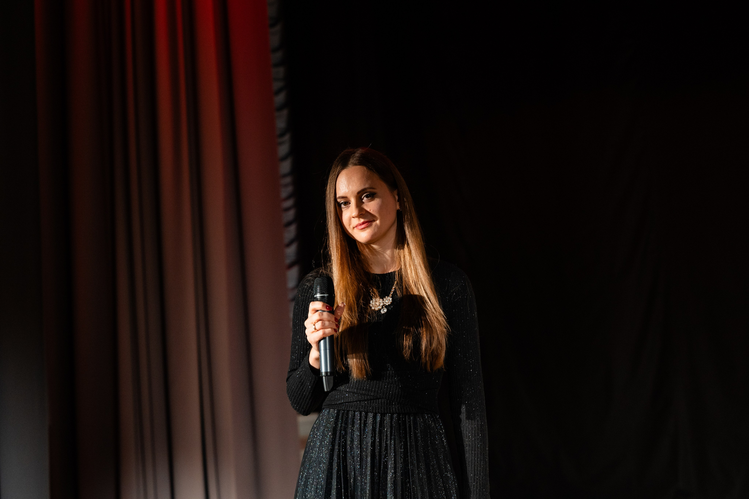 Концерт ДК Буривестник. Фотограф Никита Комаров