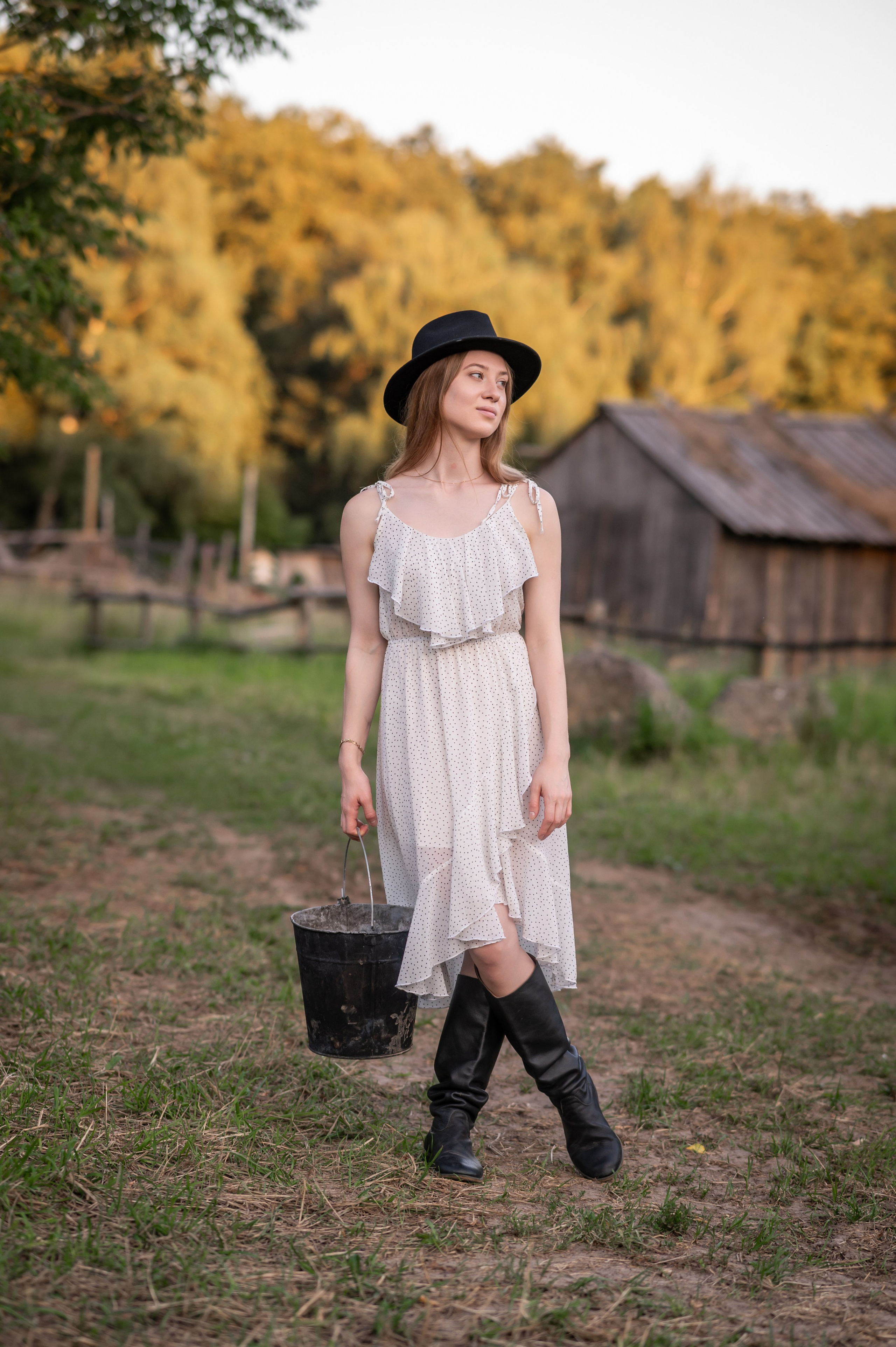 Анастасия в кинодеревне (Горки Ленинские)