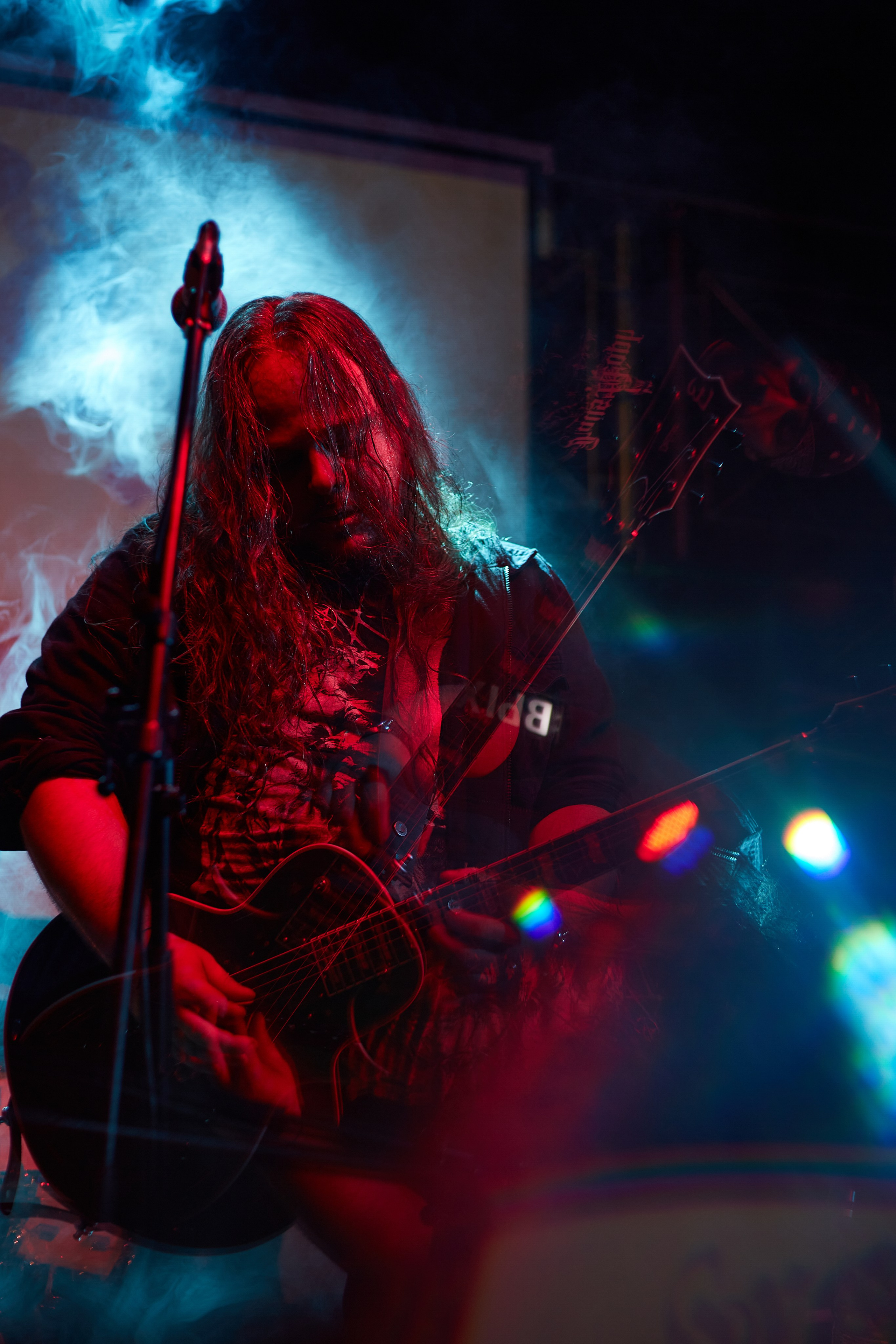 2023-11-03. Abysslooker