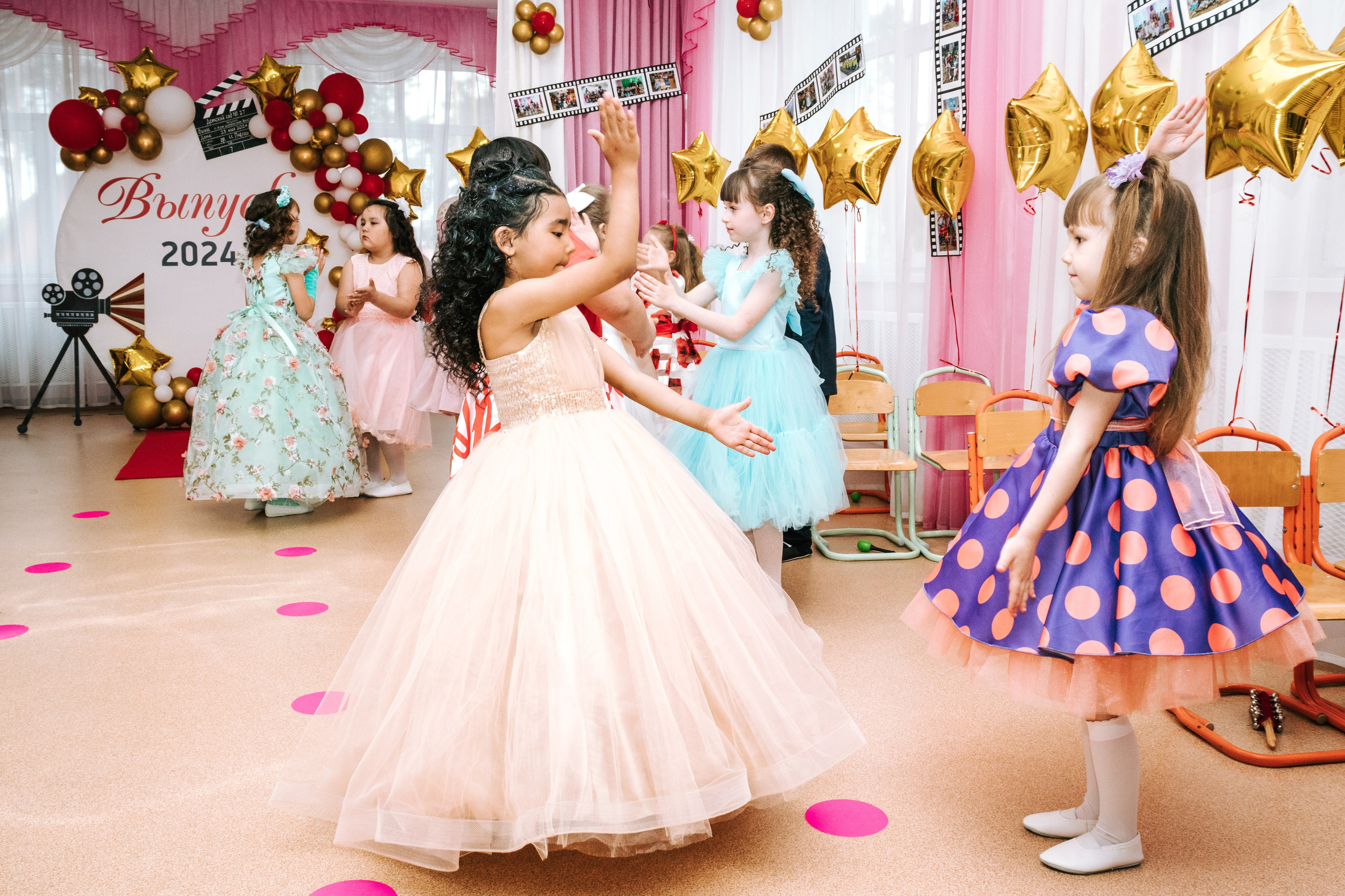 Фотограф на выпускной Детского сада Томск. Фотограф в Томске Дарья Пучкина