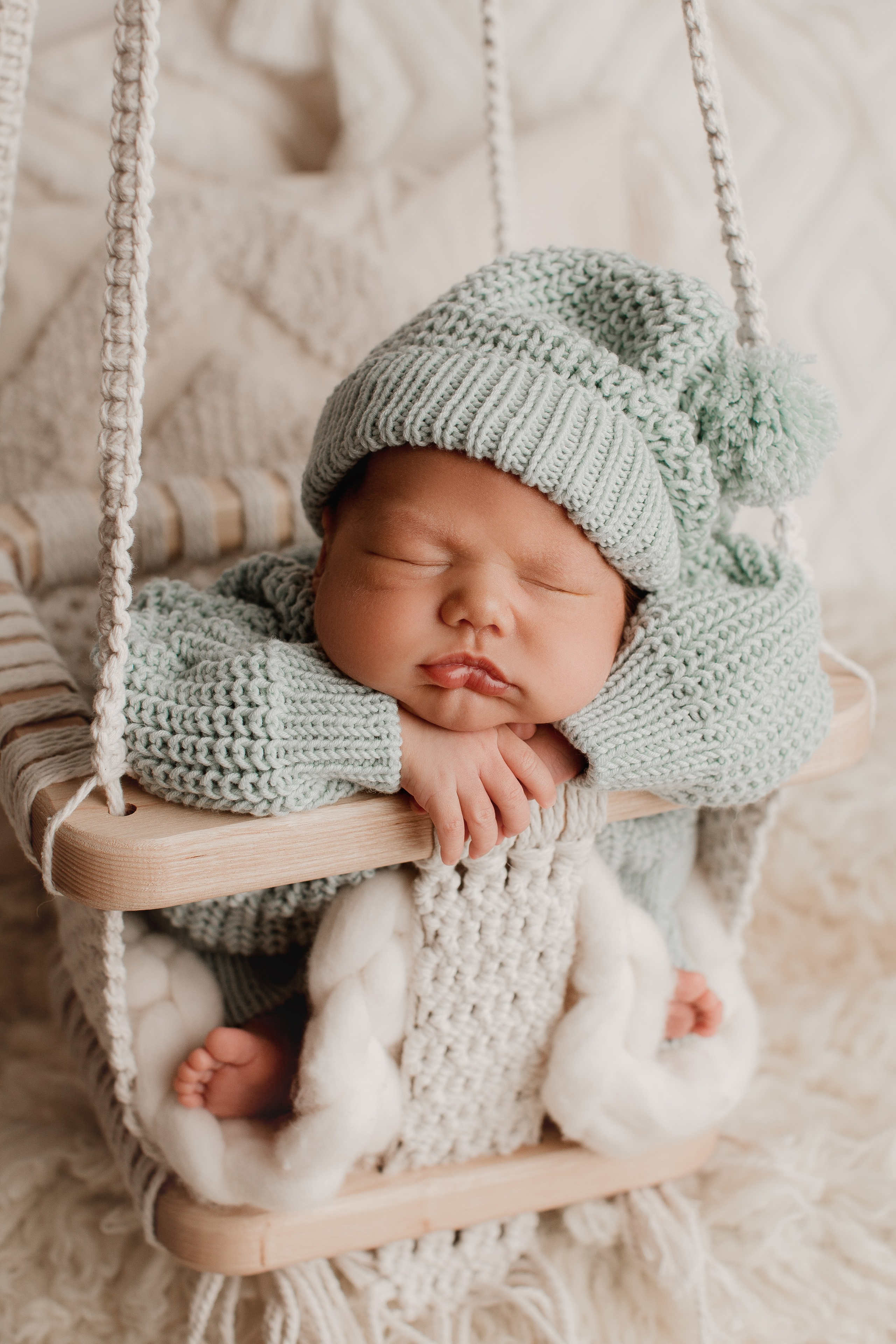 Новорожденные. Фотограф новорожденных в Уфе Инзиля Сулейманова