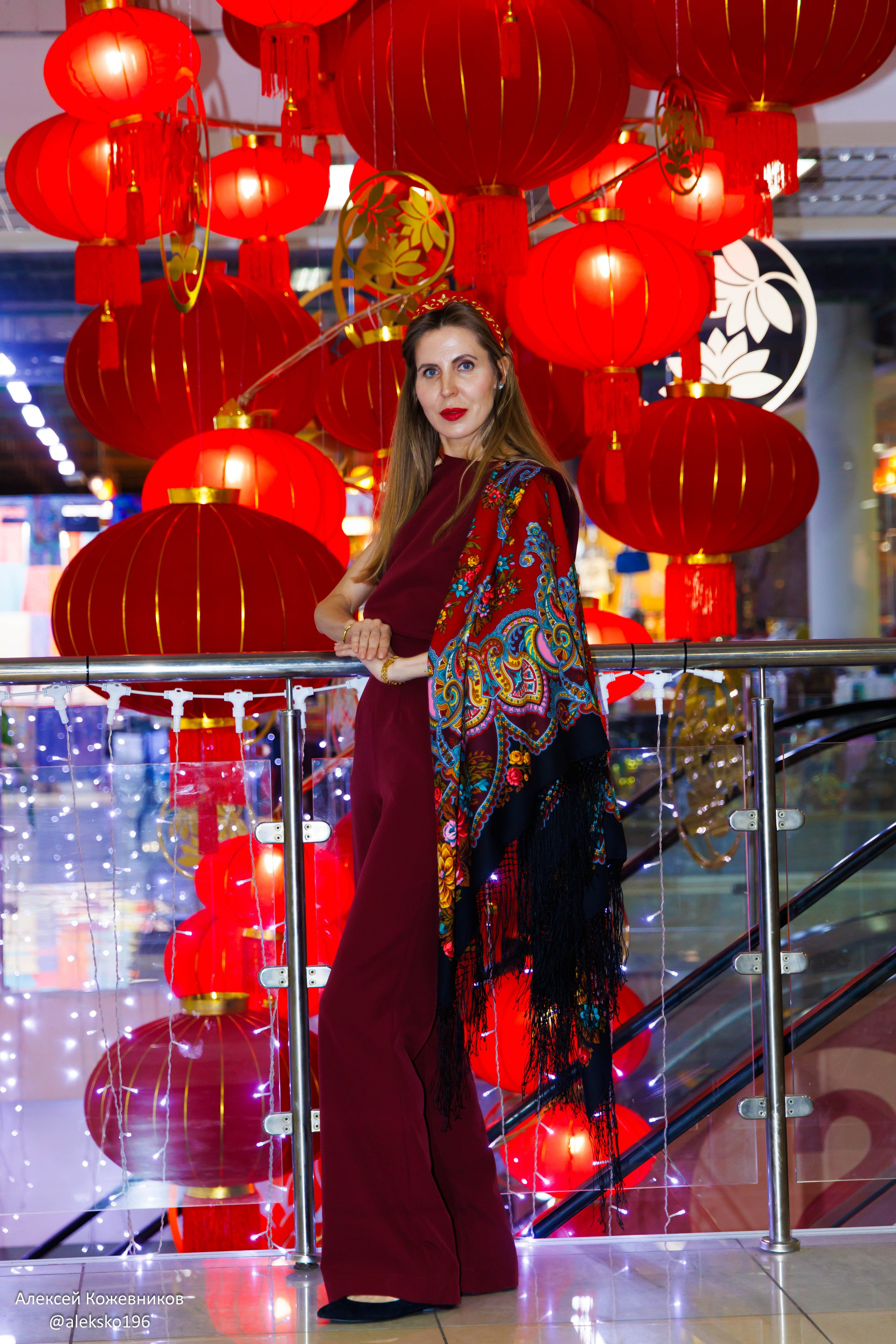 Модный показ Ханой Москва. Коллекционер и искусствовед Олеся Ястребова