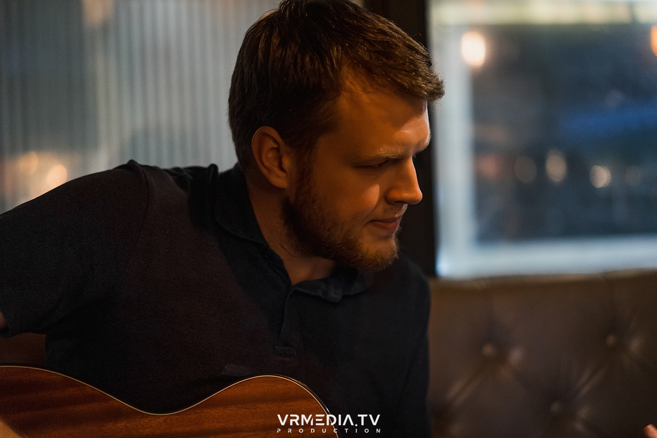 Art Talk с Настоящим Квартирником в баре «Supreme»