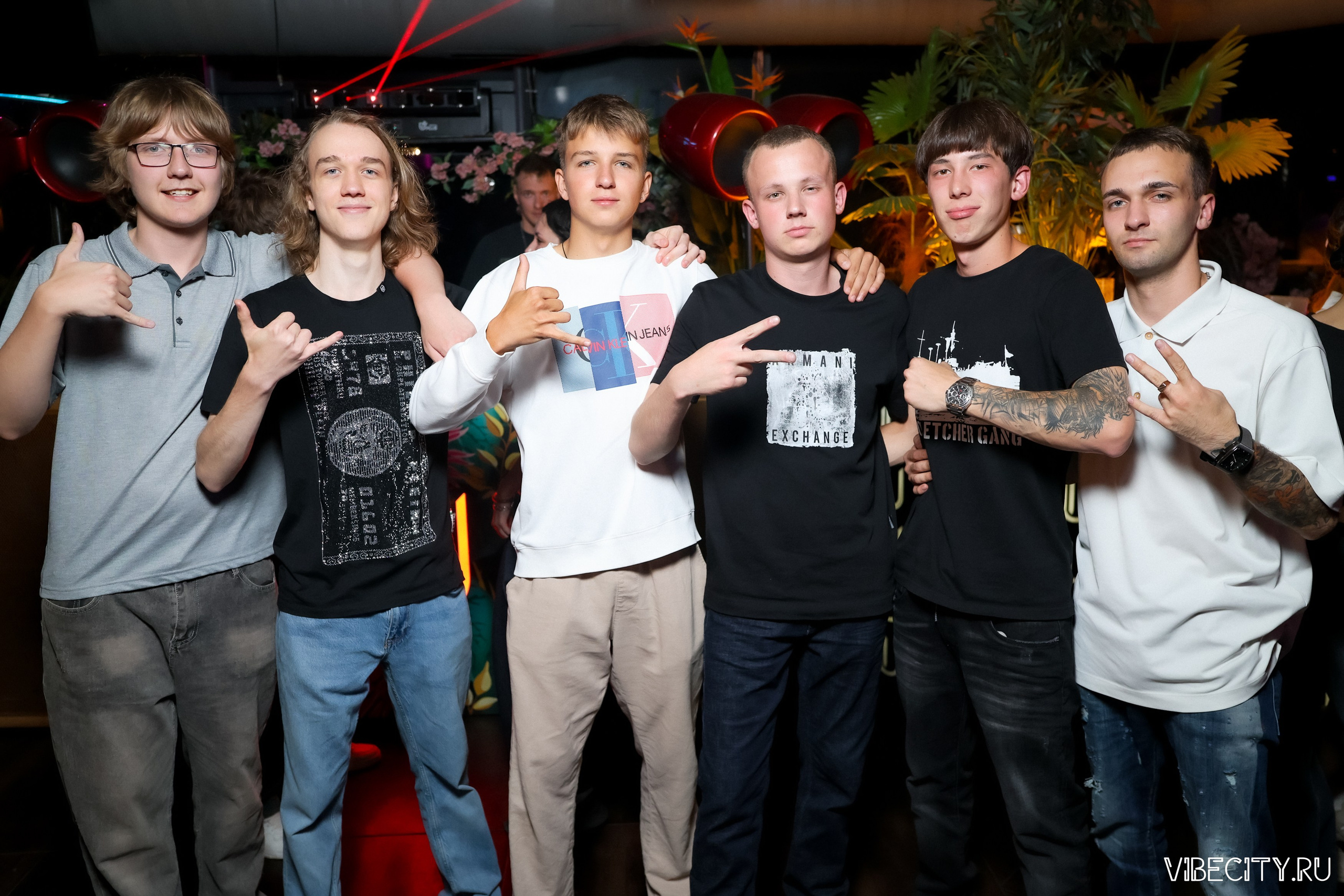 DOUBLE U. VIBECITY.RU Вайб Сити Ру Фоторепортажи Фотоотчеты Калининград