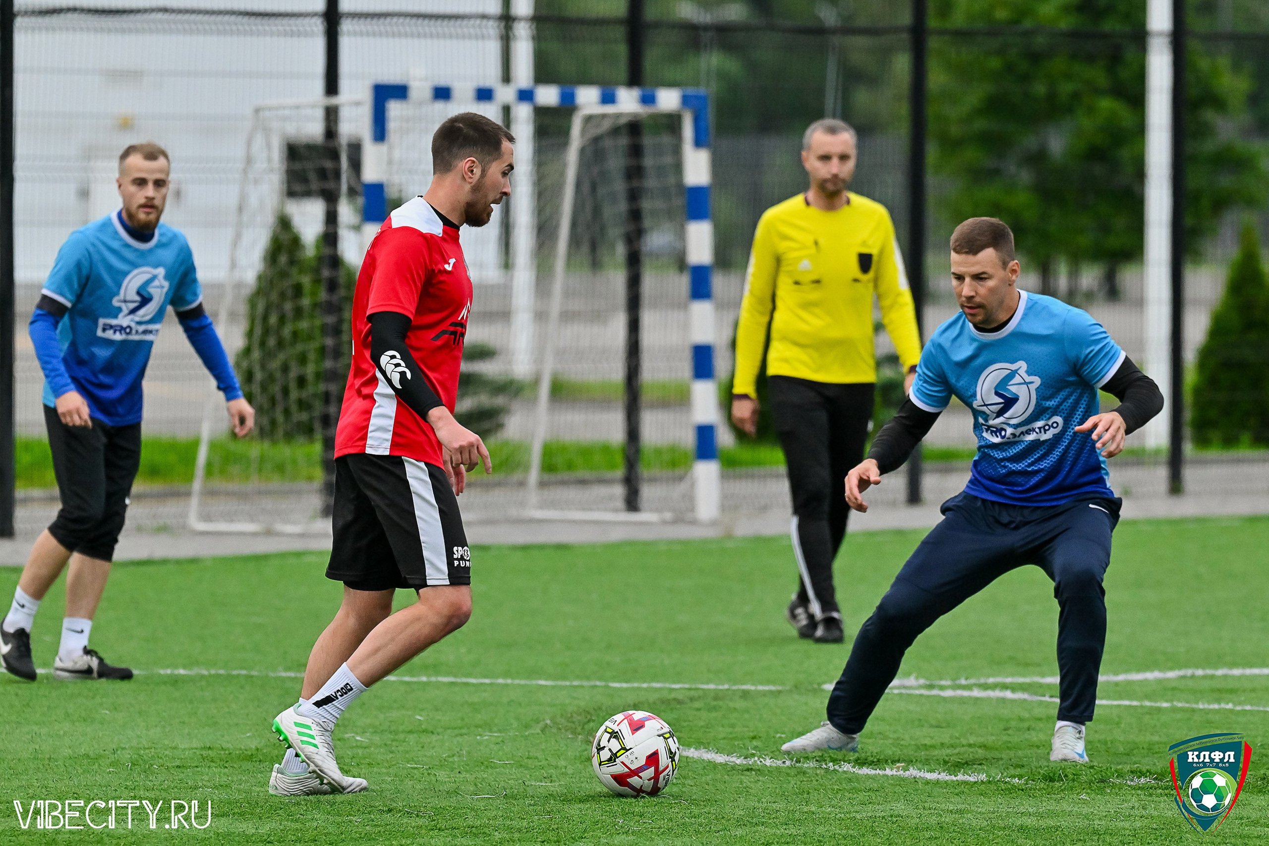 ФИНАЛЬНЫЕ МАТЧИ ПЛЕЙ-ОФФ XXl ЛЕТНЕГО КУБКА КАЛИНИНГРАДСКОЙ ЛФЛ. VIBECITY.RU Вайб Сити Ру Фоторепортажи Фотоотчеты Калининград