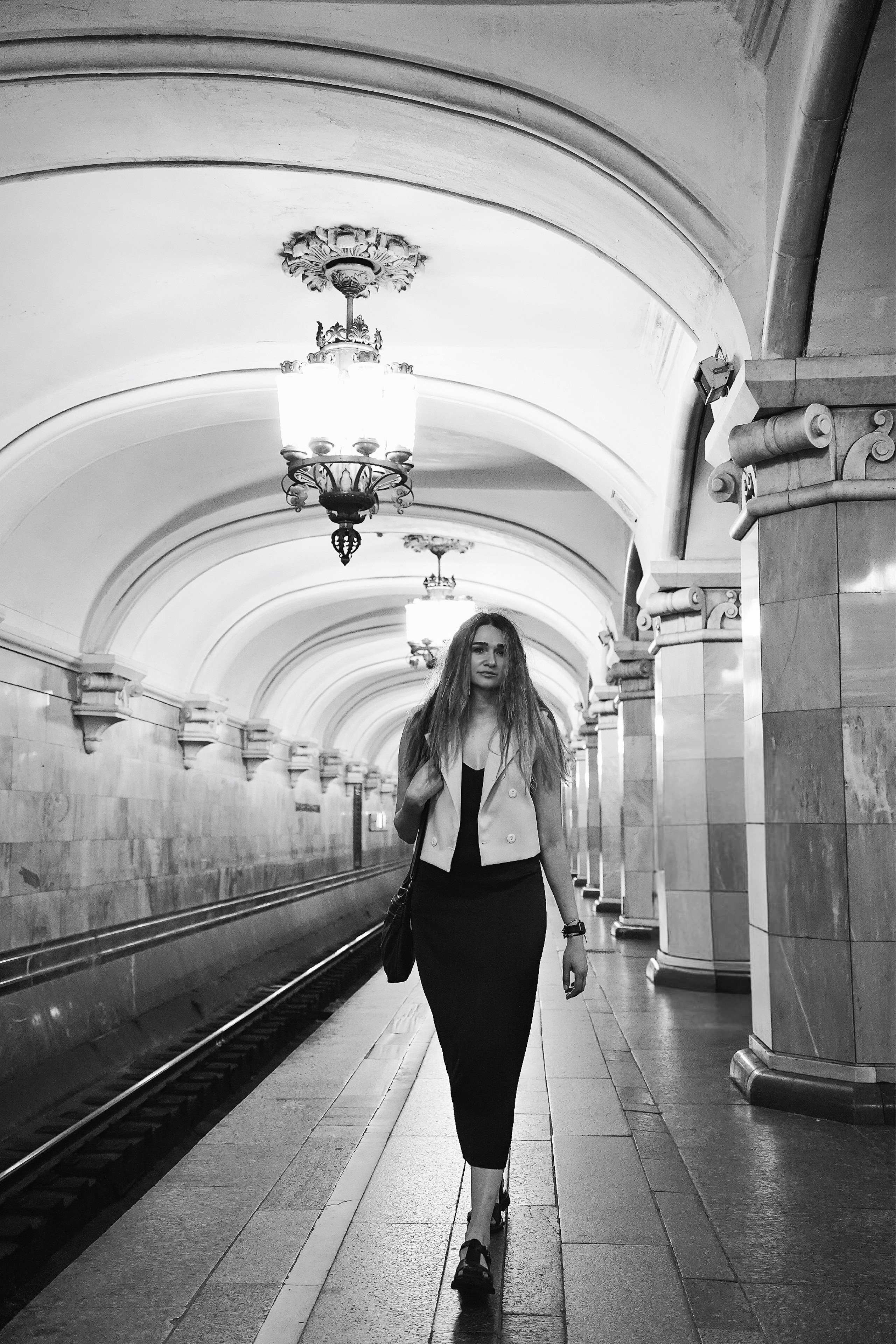 Анна в Московском метро. Событийный фотограф Анна Курникова