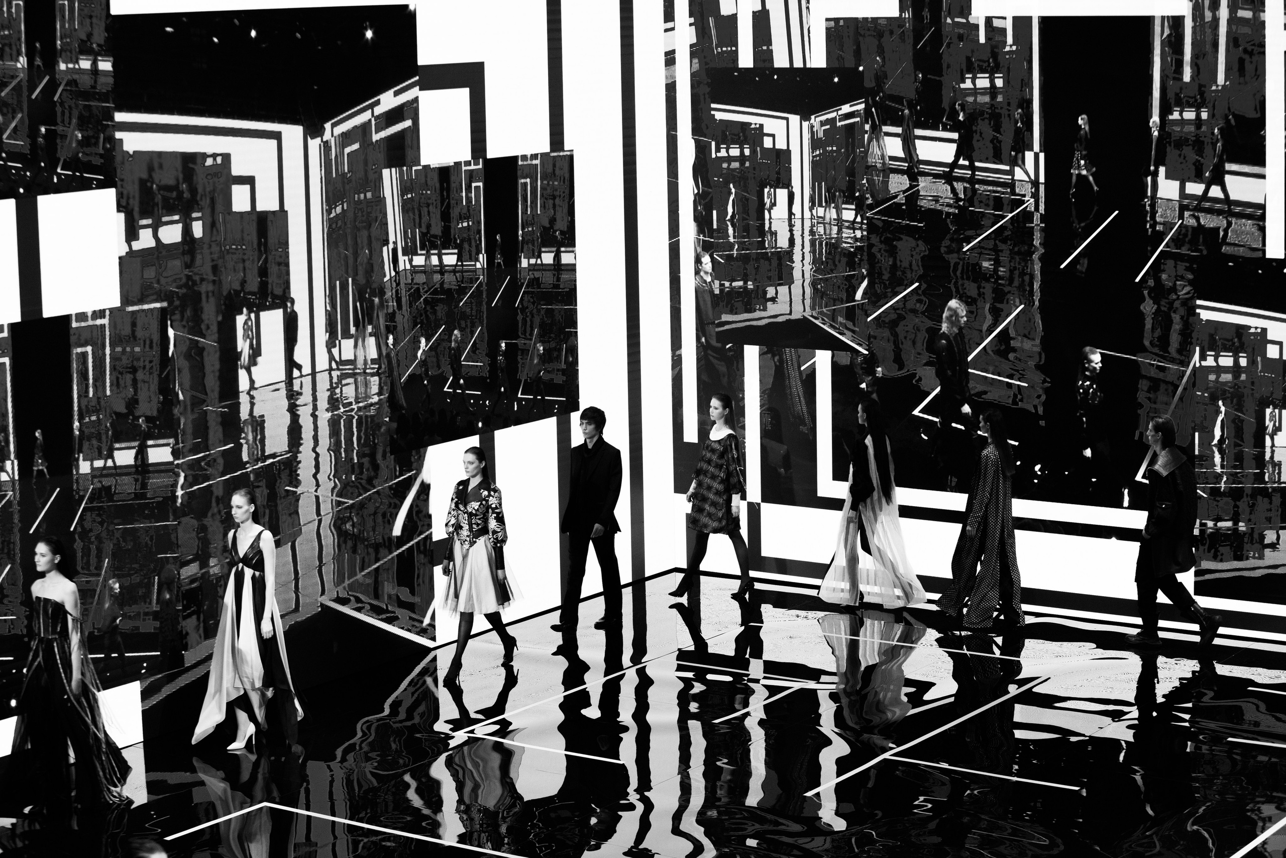 ST. PETERSBURG FASHION WEEK AW’24. Репортажный фотограф в Санкт-Петербурге Александр Паклин