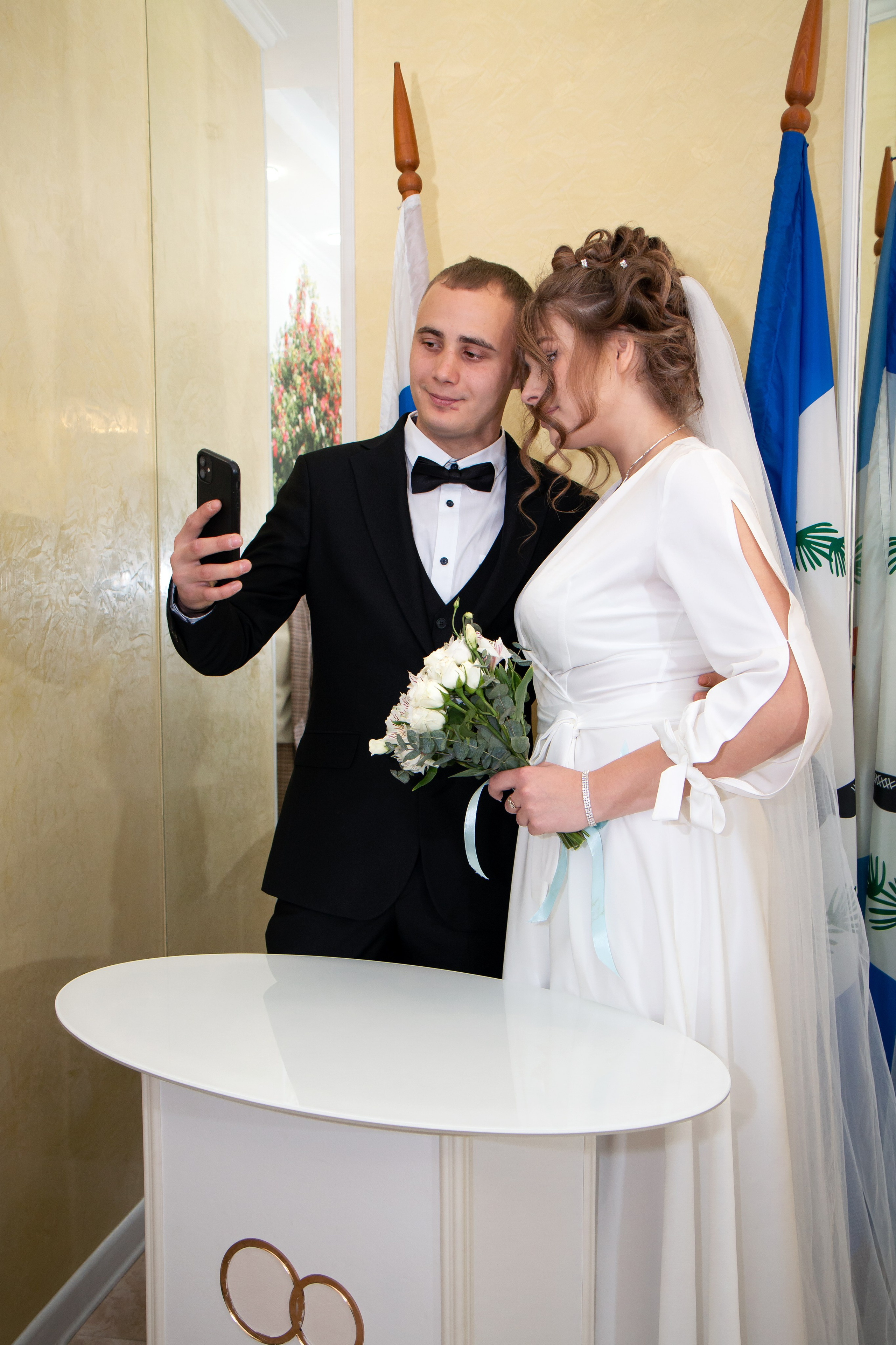 Свадебная фотосессия. Шелехов. Фотограф в Шелехове, лучшие выпускные альбомы в Шелехове